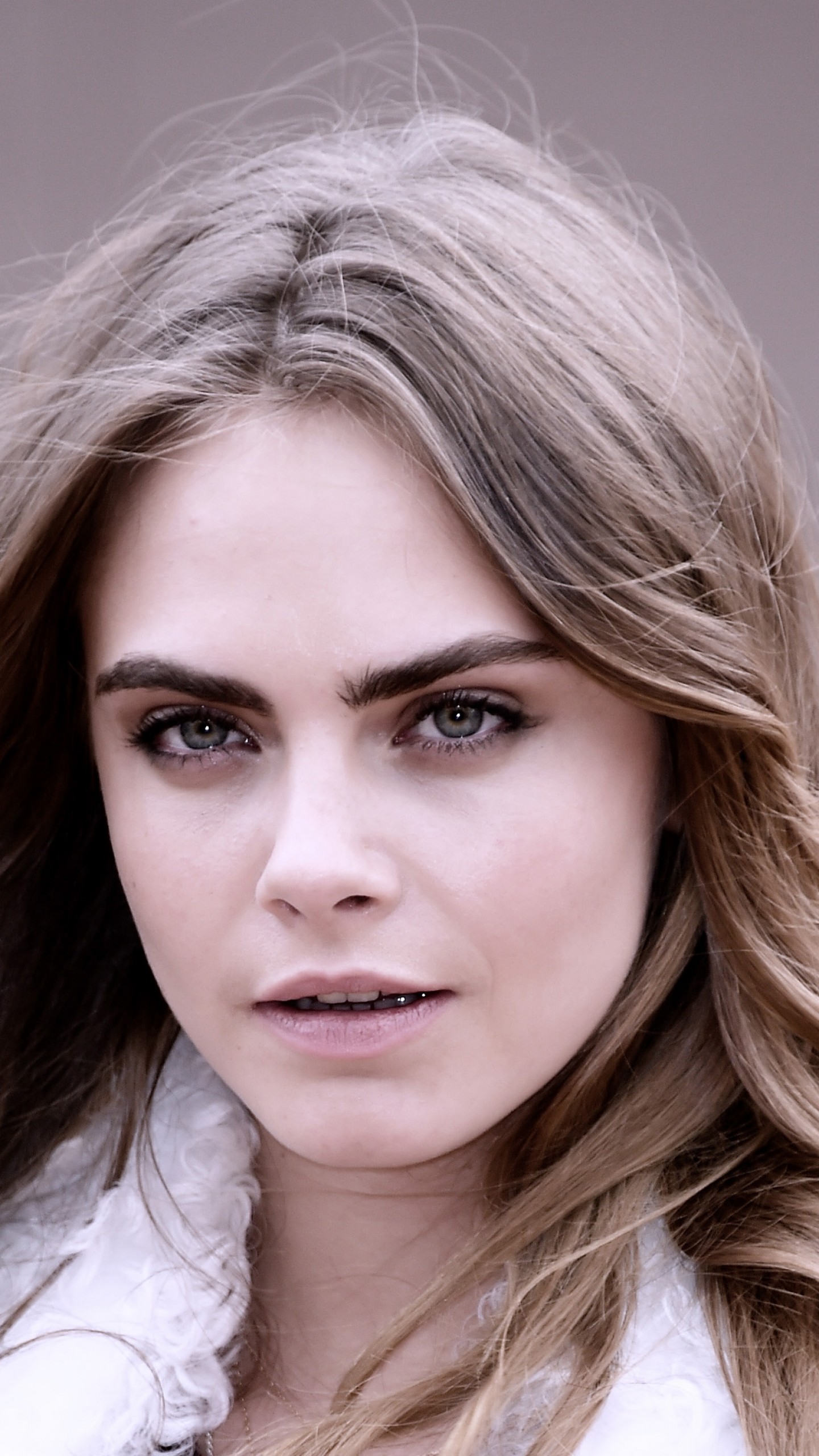 Cara Delevingne Lying Wallpapers