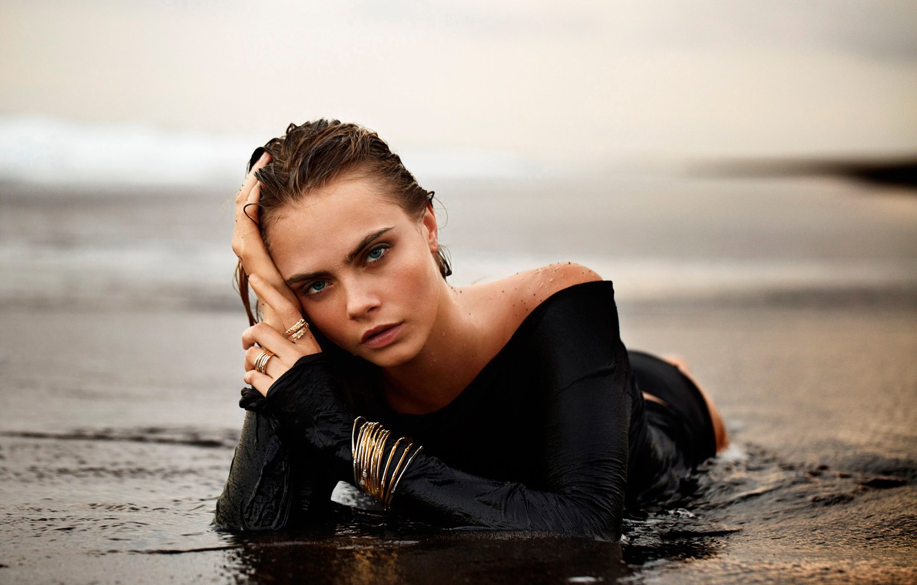 Cara Delevingne New Wallpapers