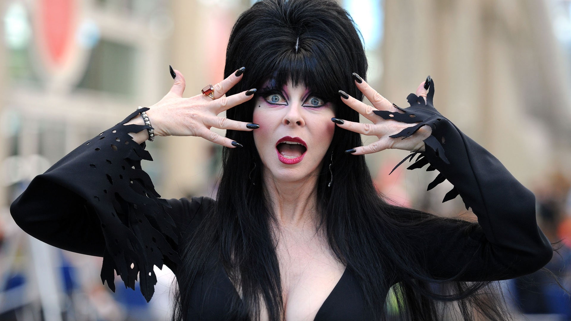 Cassandra Peterson Wallpapers