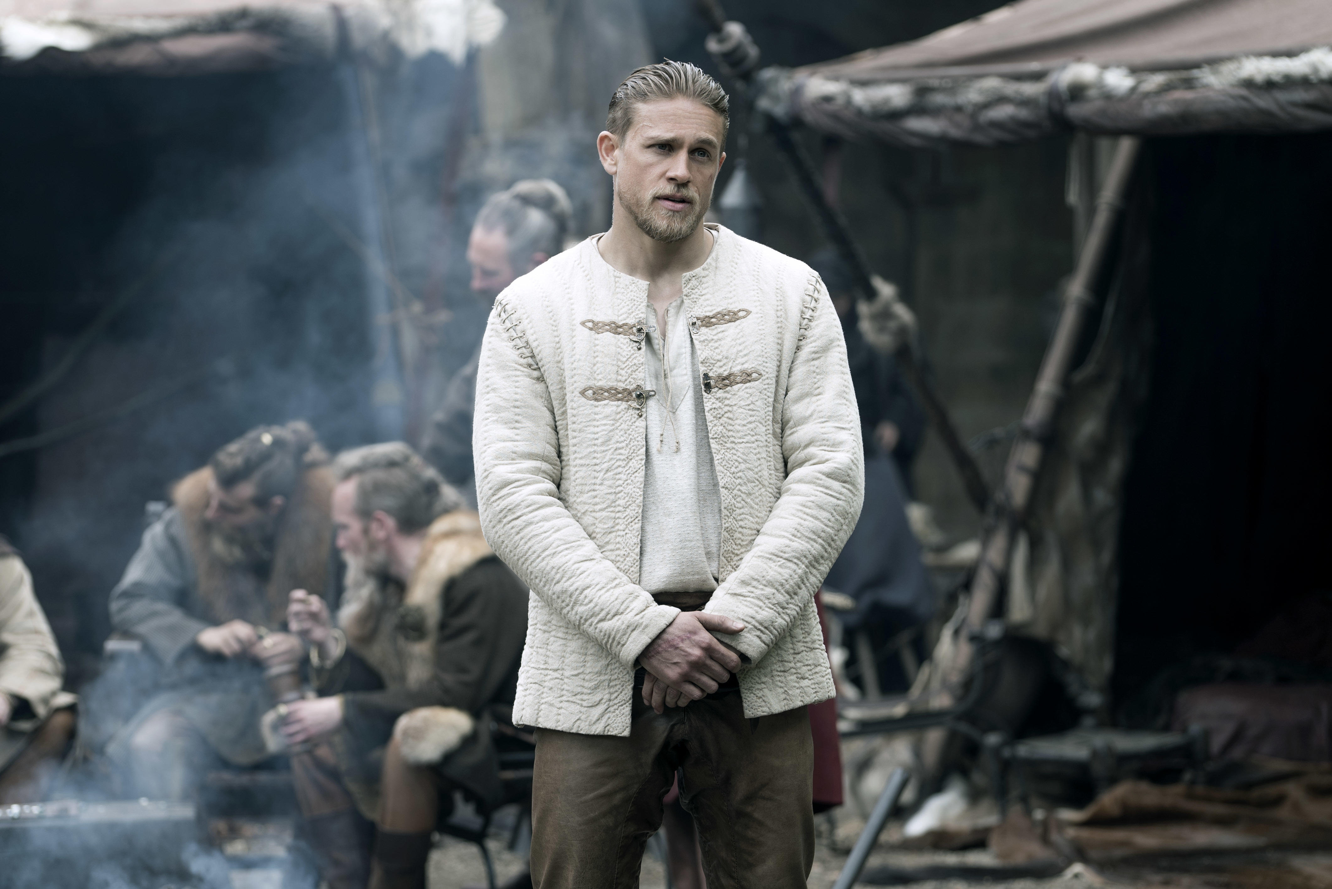 Charlie Hunnam Wallpapers