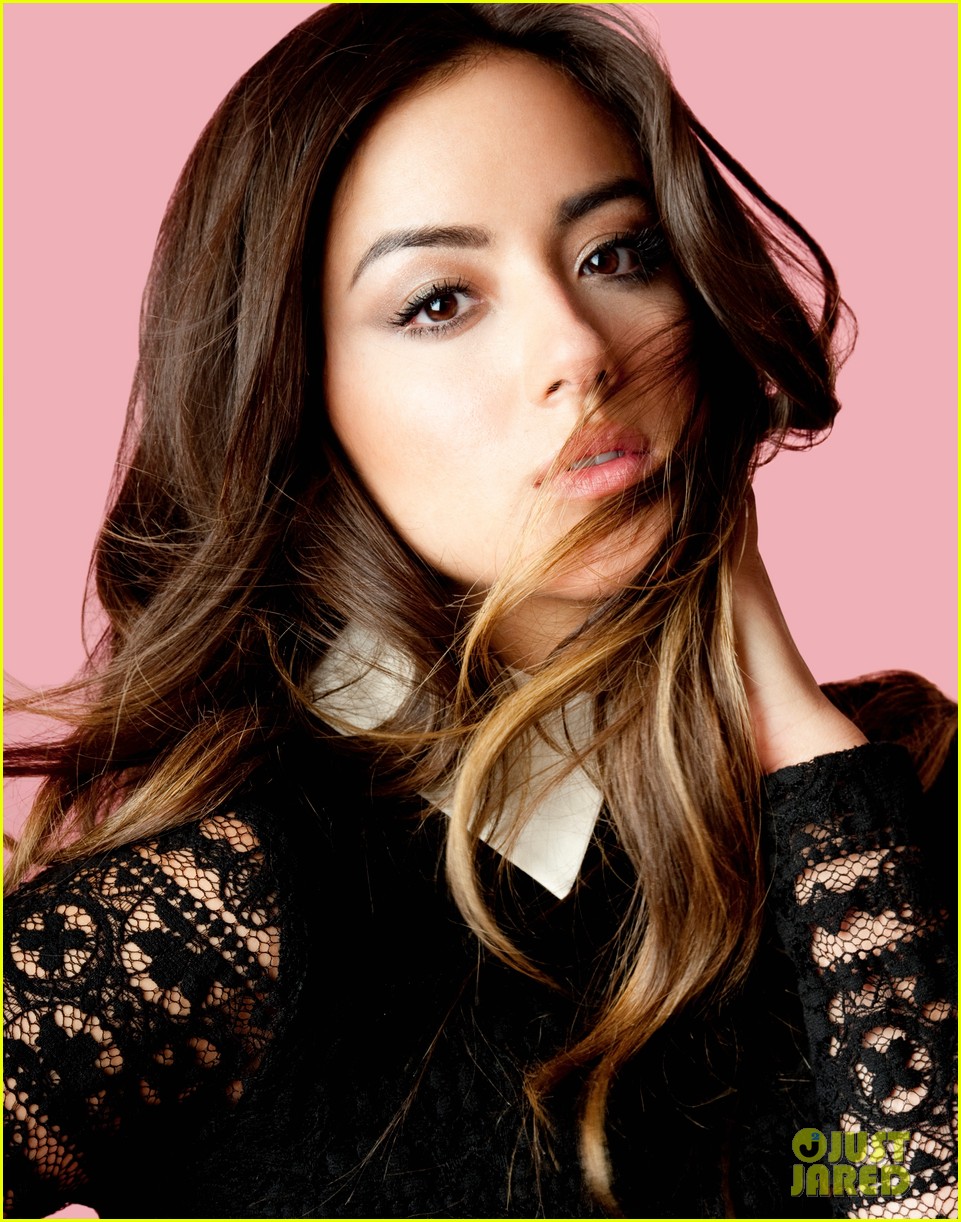 Chloe Bennet Comic Con Portrait Wallpapers