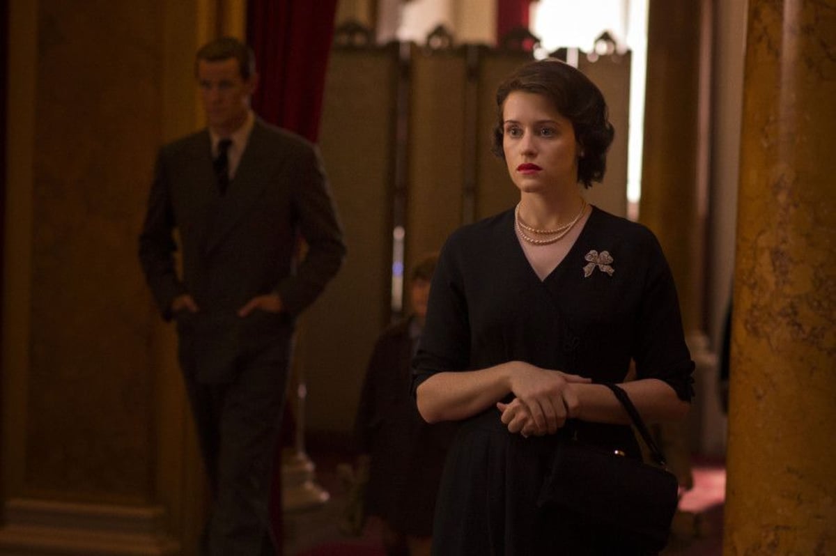 Claire Foy The Crown Actress Wallpapers