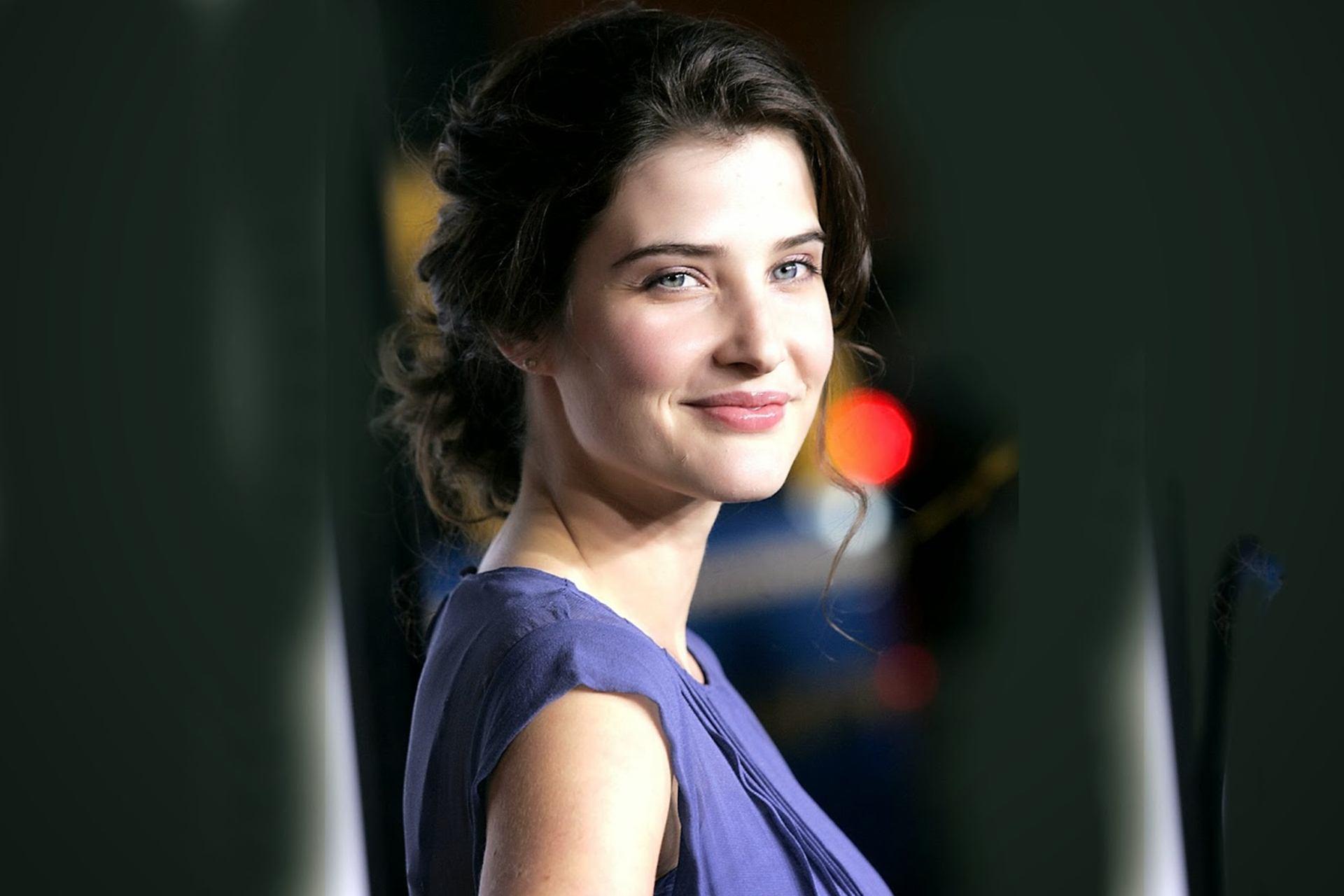 Cobie Smulders Portrait Wallpapers