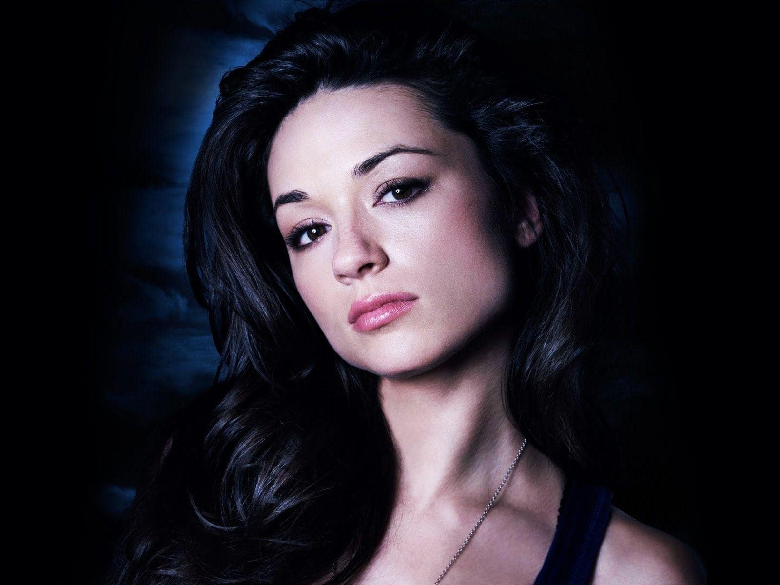 Crystal Reed Wallpapers