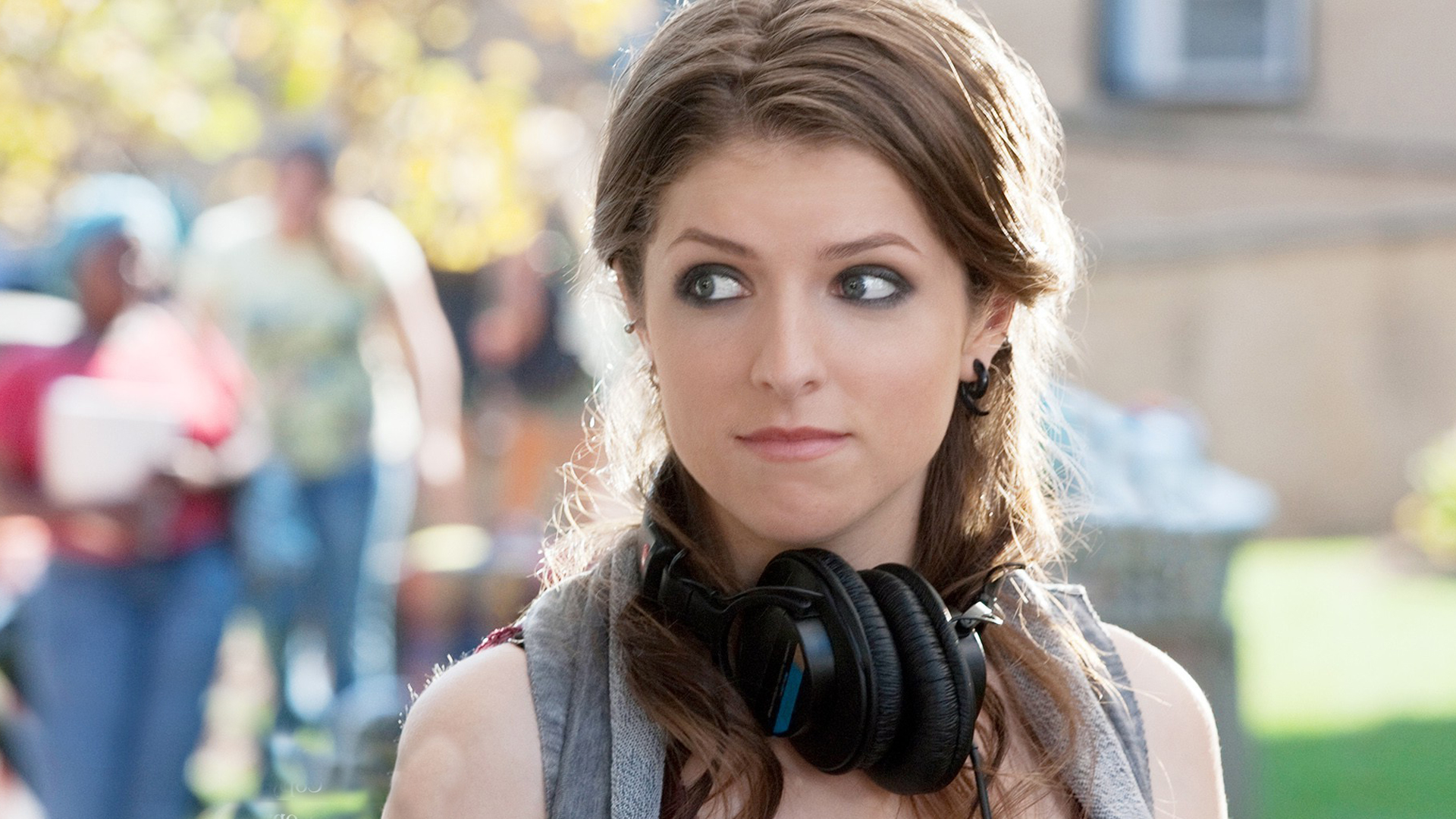 Cute Anna Kendrick Wallpapers