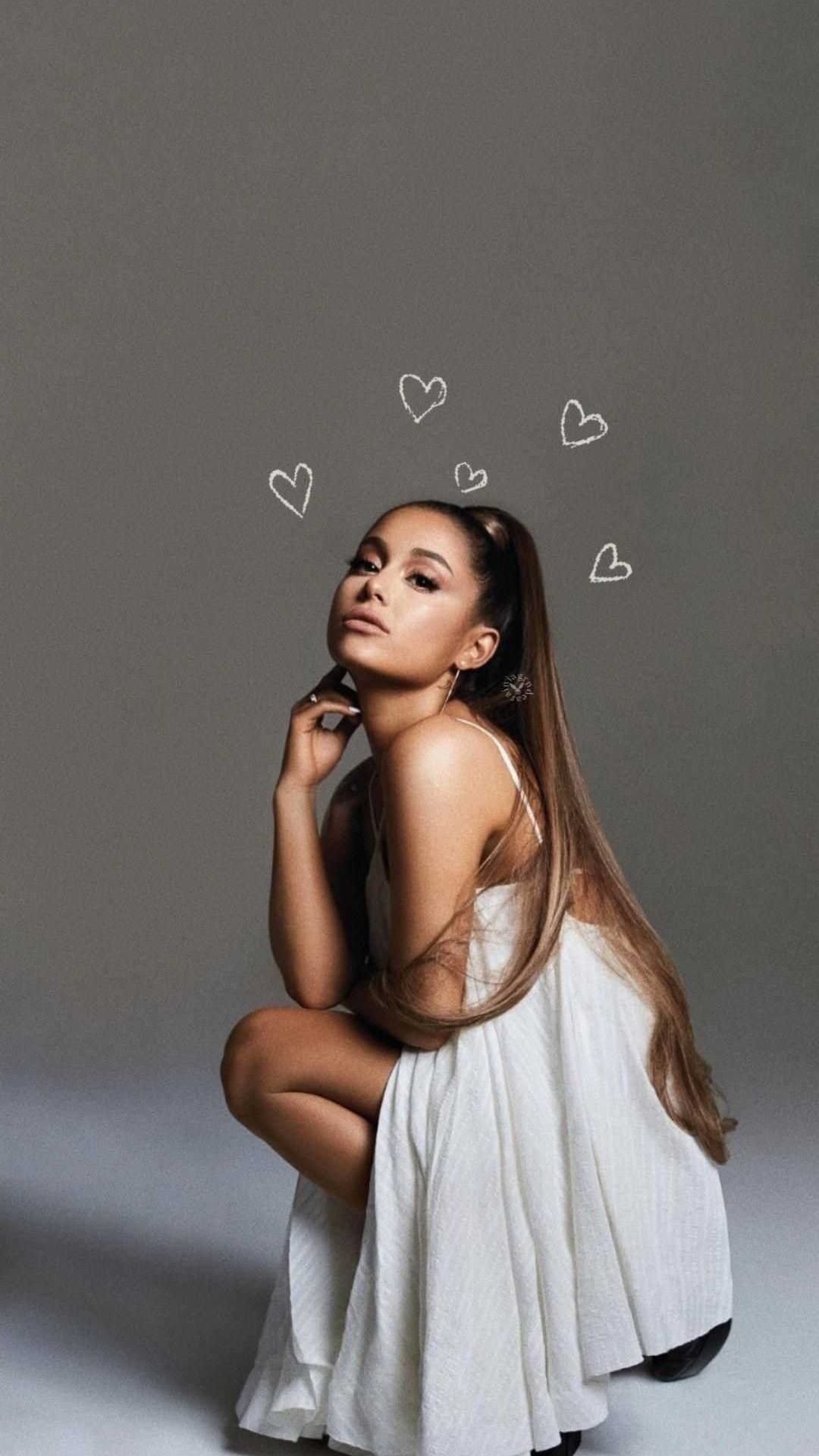 Cute Ariana Grande Wallpapers