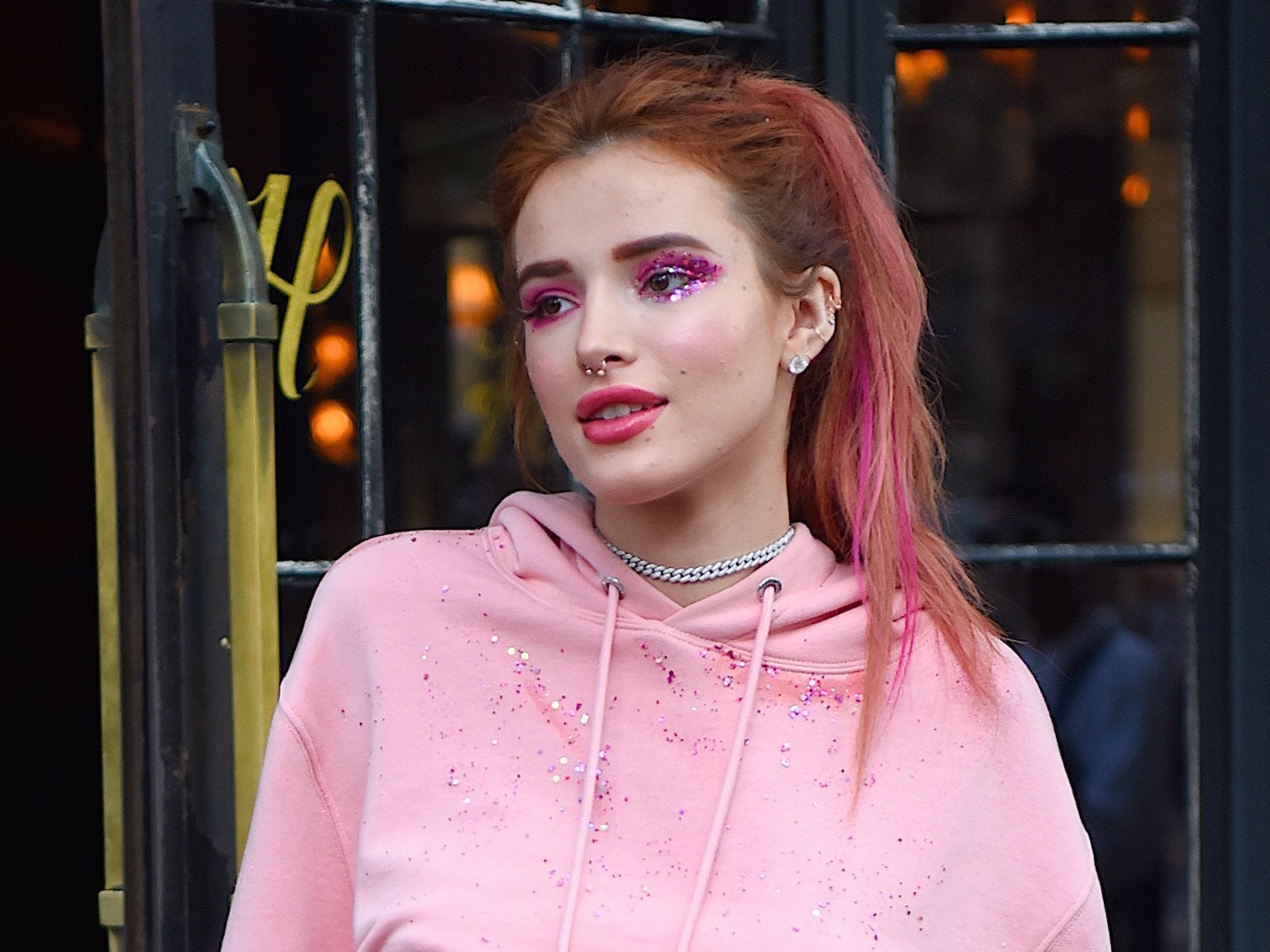 Cute Bella Thorne in Pink Skirt Wallpapers