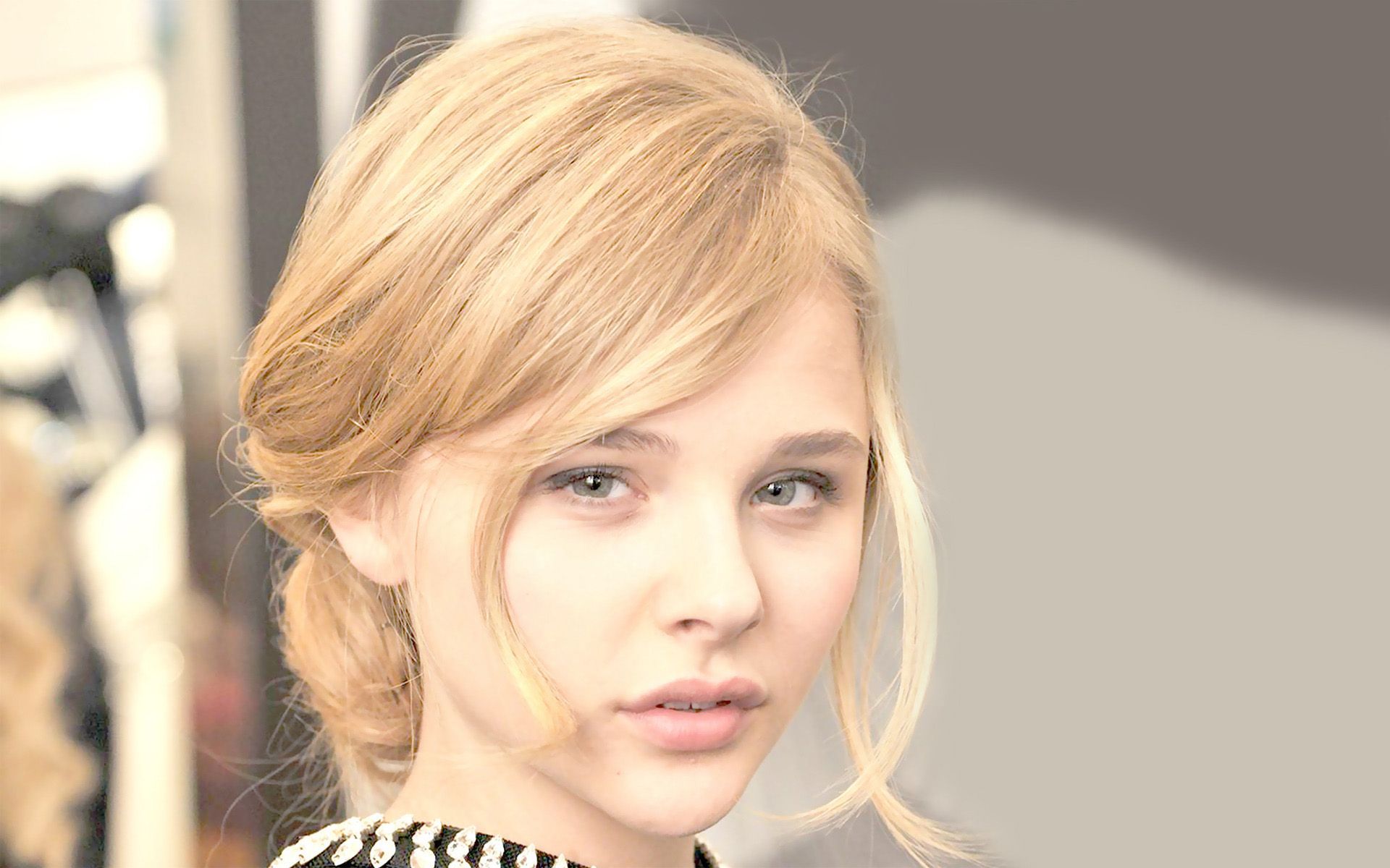 Cute Chloe Grace Moretz Wallpapers