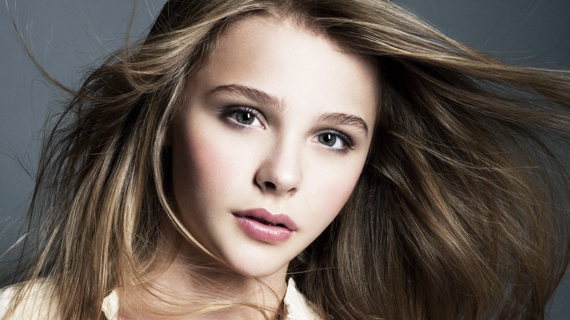 Cute Chloe Grace Moretz Wallpapers