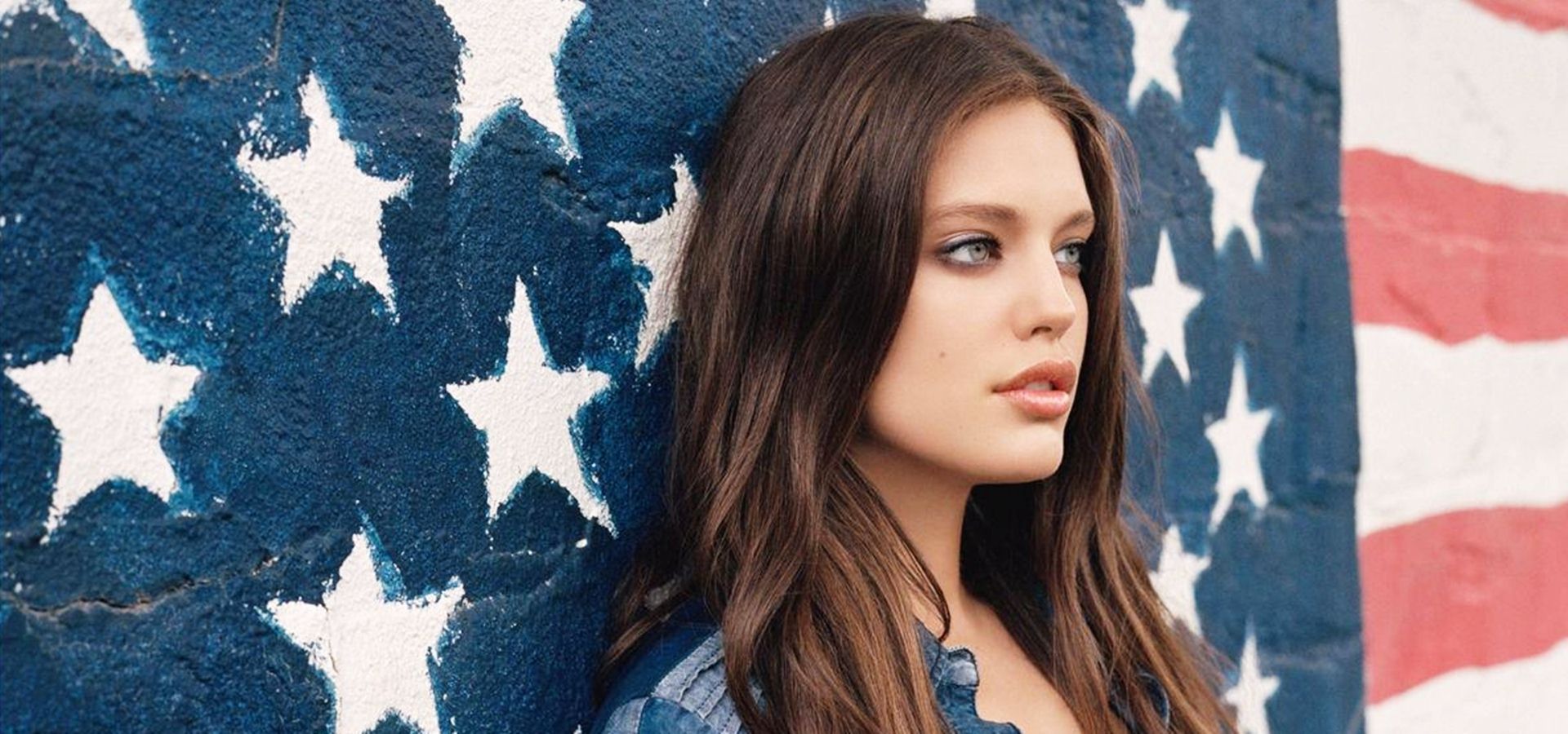 Cute Emily Didonato Wallpapers