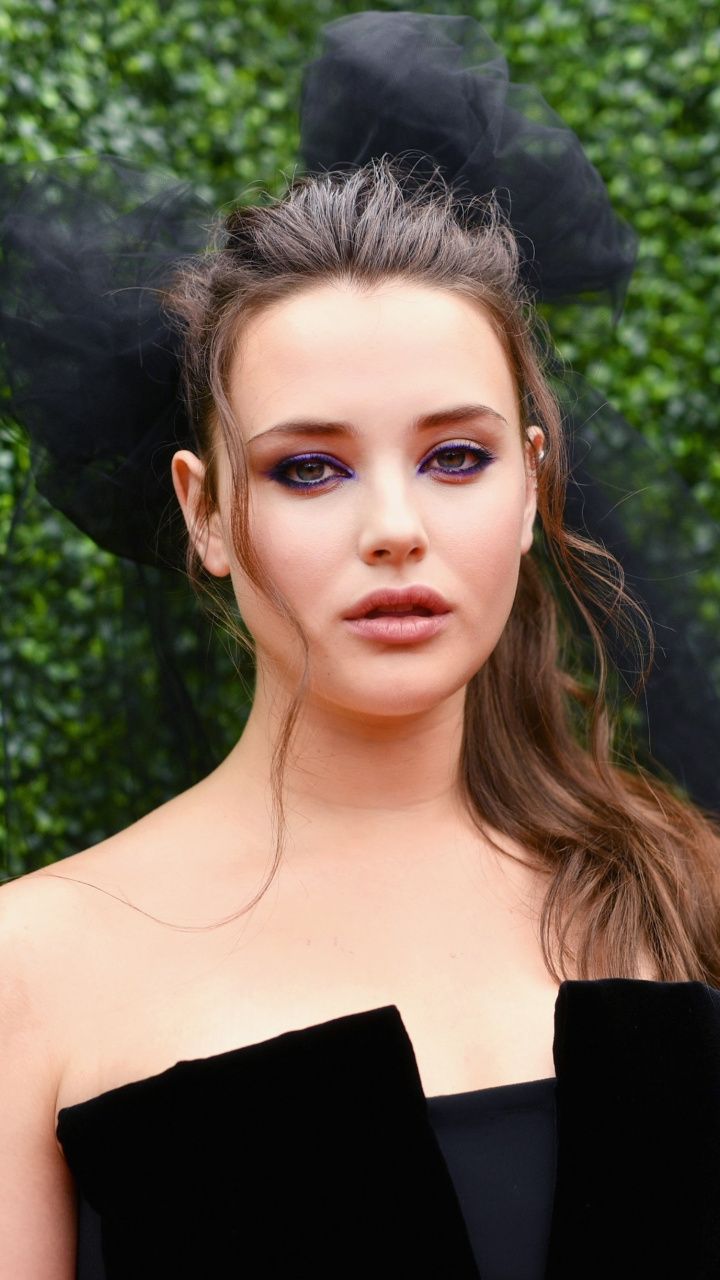 Cute Katherine Langford 2018 Wallpapers