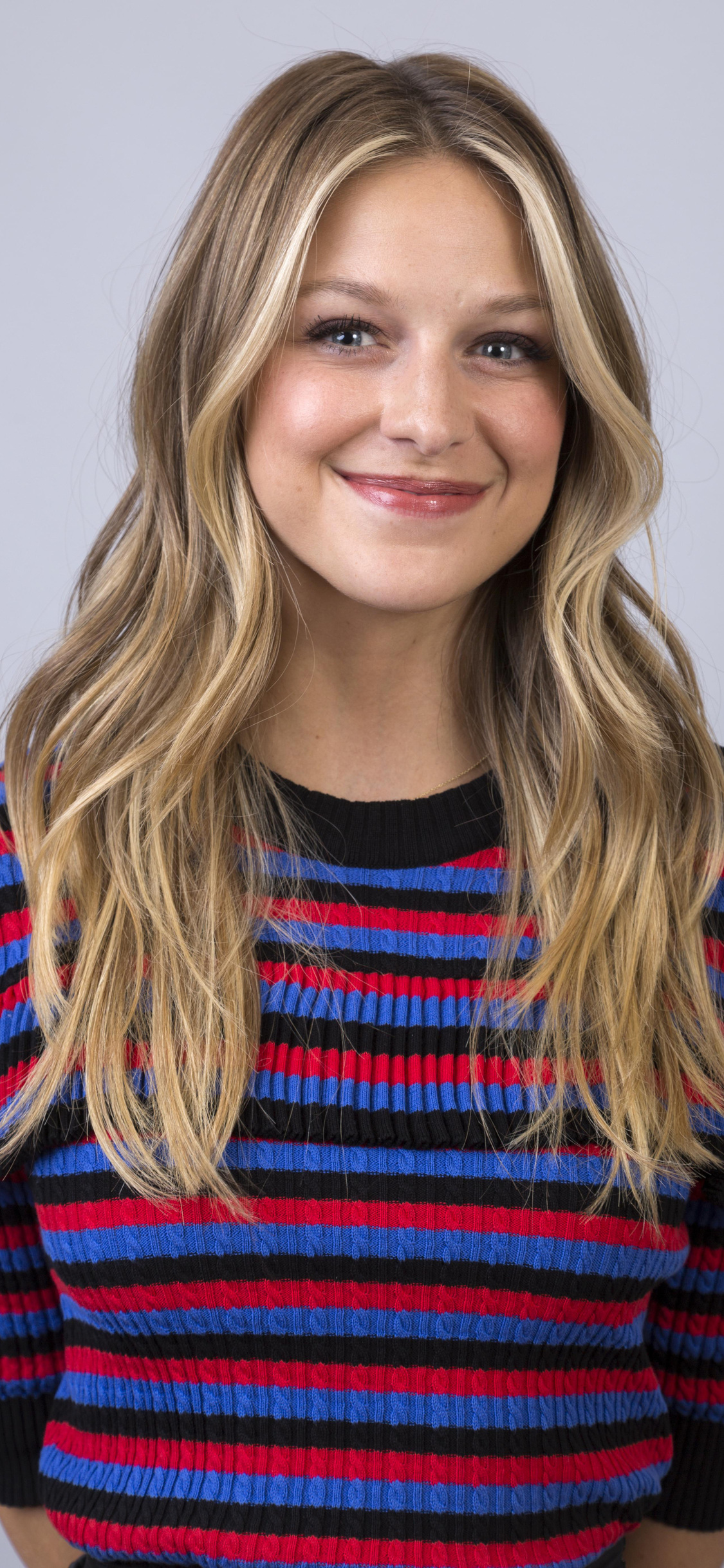 Cute Melissa Benoist Face Wallpapers