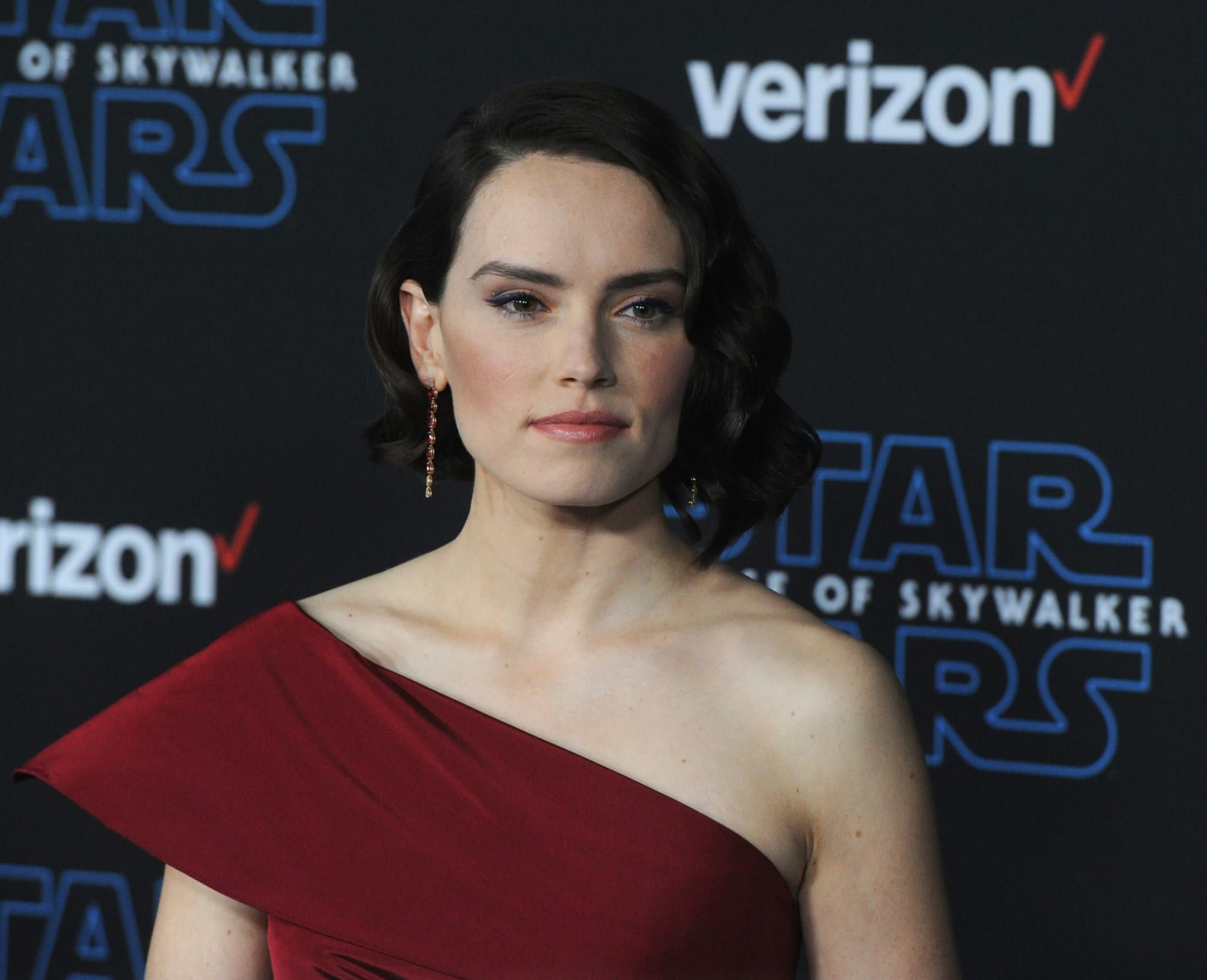 Daisy Ridley 2020 Actress Wallpapers