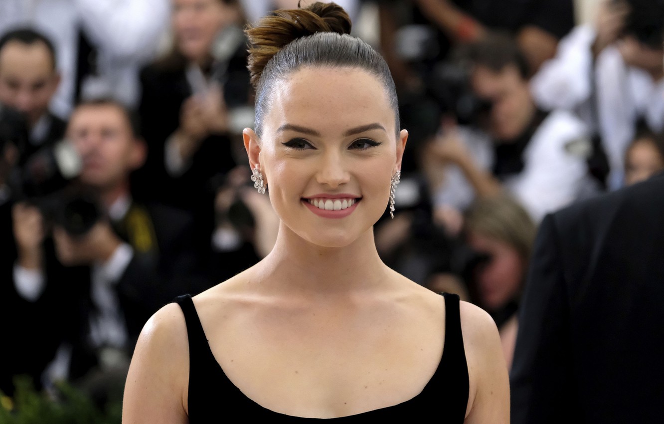 Daisy Ridley 2020 Actress Wallpapers