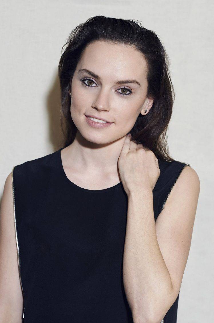 Daisy Ridley Brunette 2017 Wallpapers