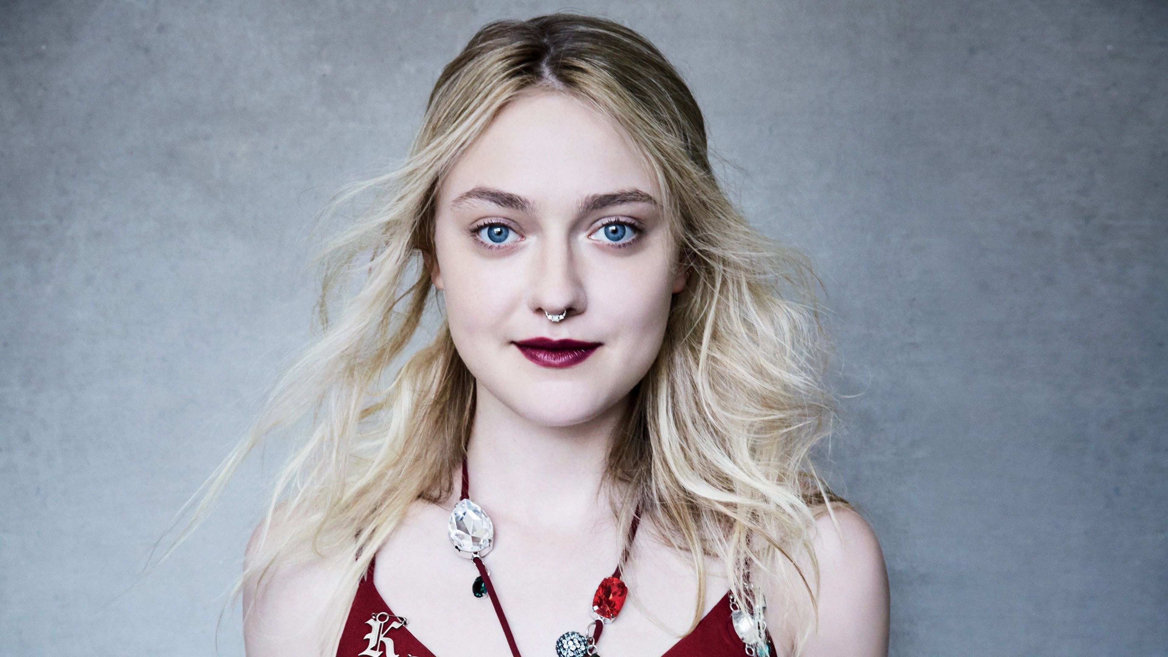 Dakota Fanning Vogue Photoshoot 2018 Wallpapers