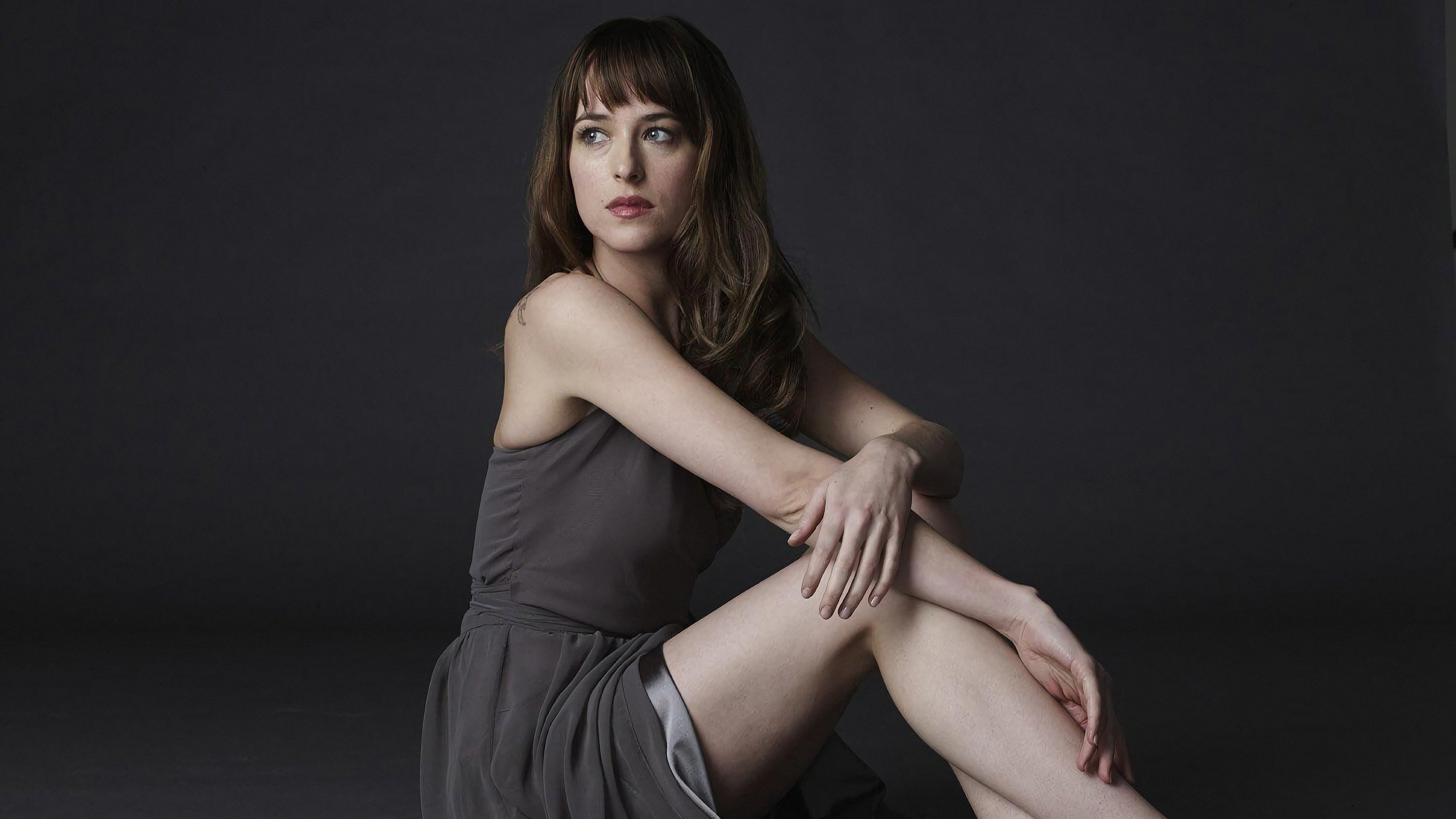 Dakota Johnson Black Dress Wallpapers