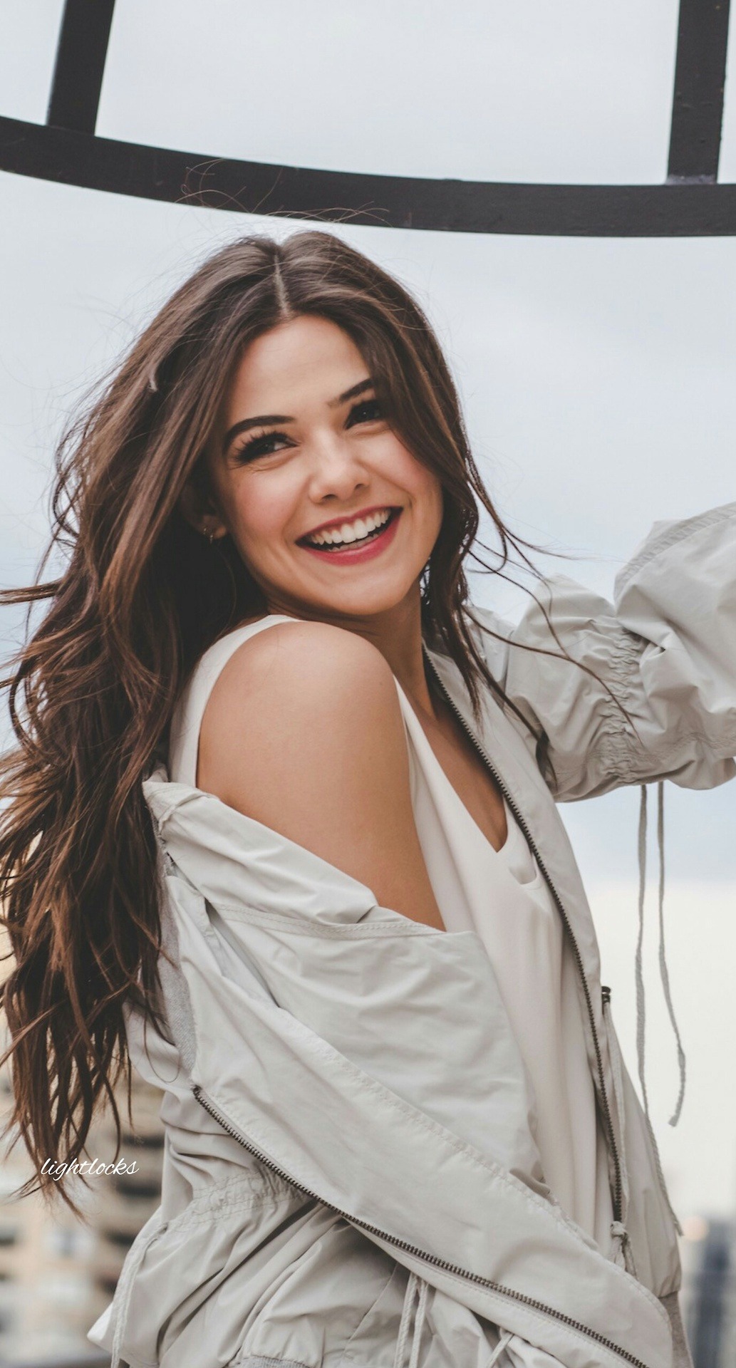 Danielle Campbell Wallpapers