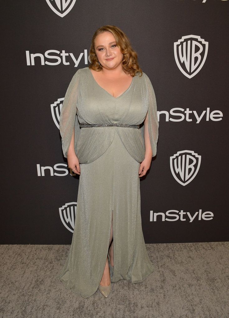 Danielle Macdonald Wallpapers