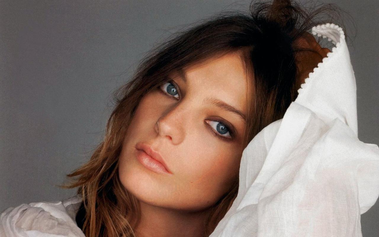 Daria Werbowy Wallpapers