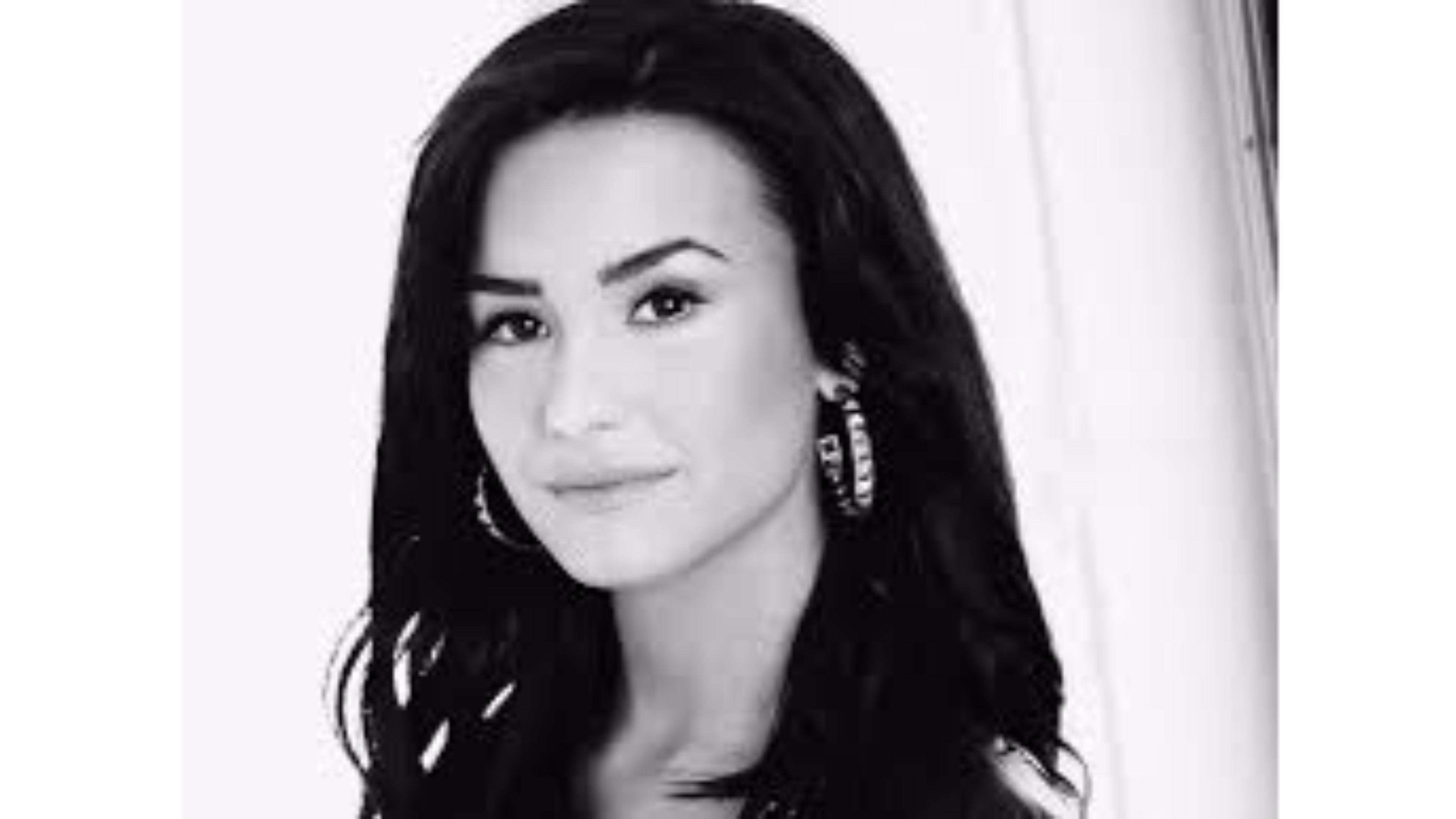 Demi Lovato 2018 Monochrome Wallpapers