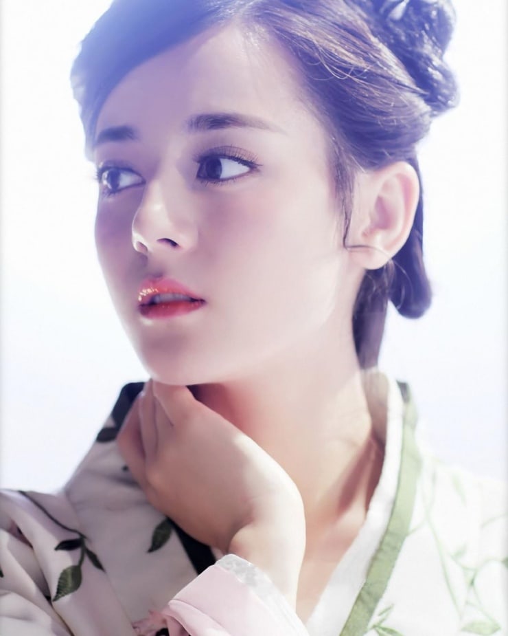 Dilraba Dilmurat Wallpapers