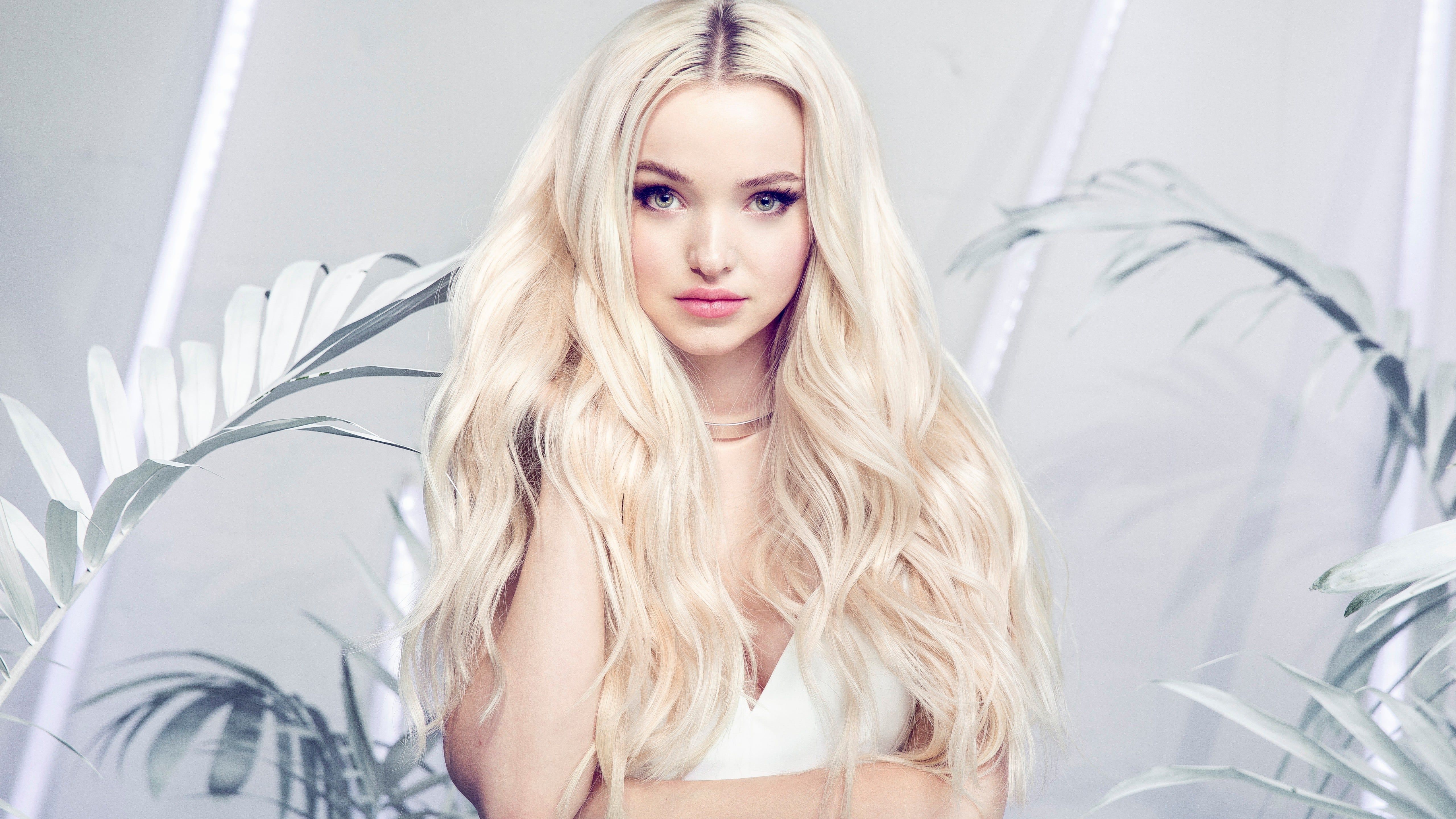 Dove Cameron 2018 Wallpapers