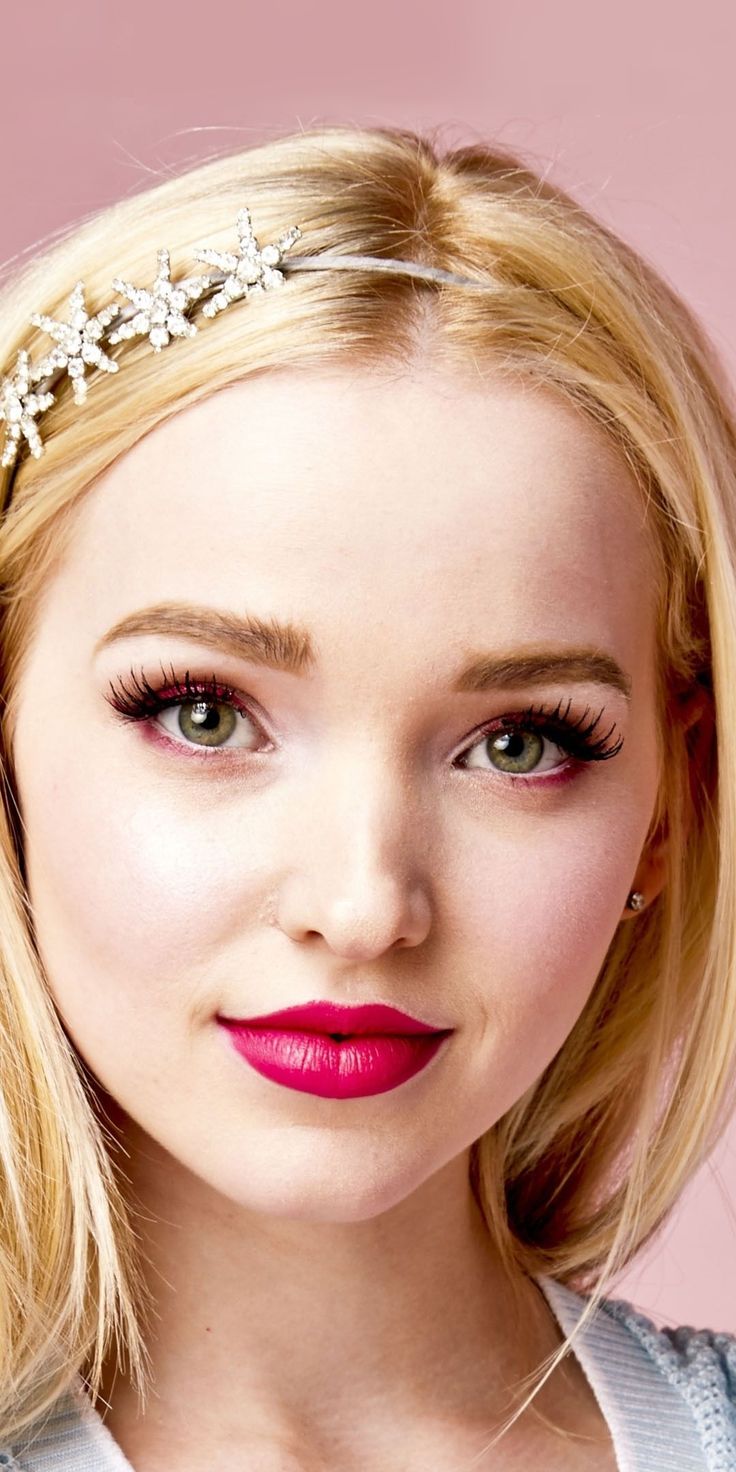 Dove Cameron Face Wallpapers