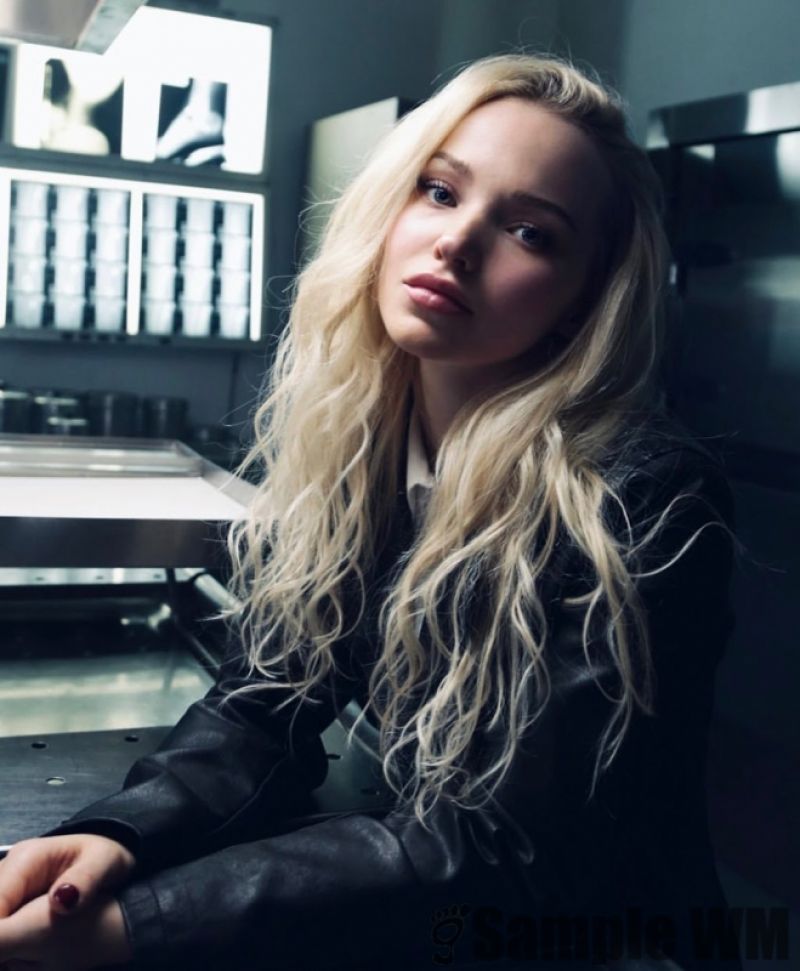 Dove Cameron New Wallpapers