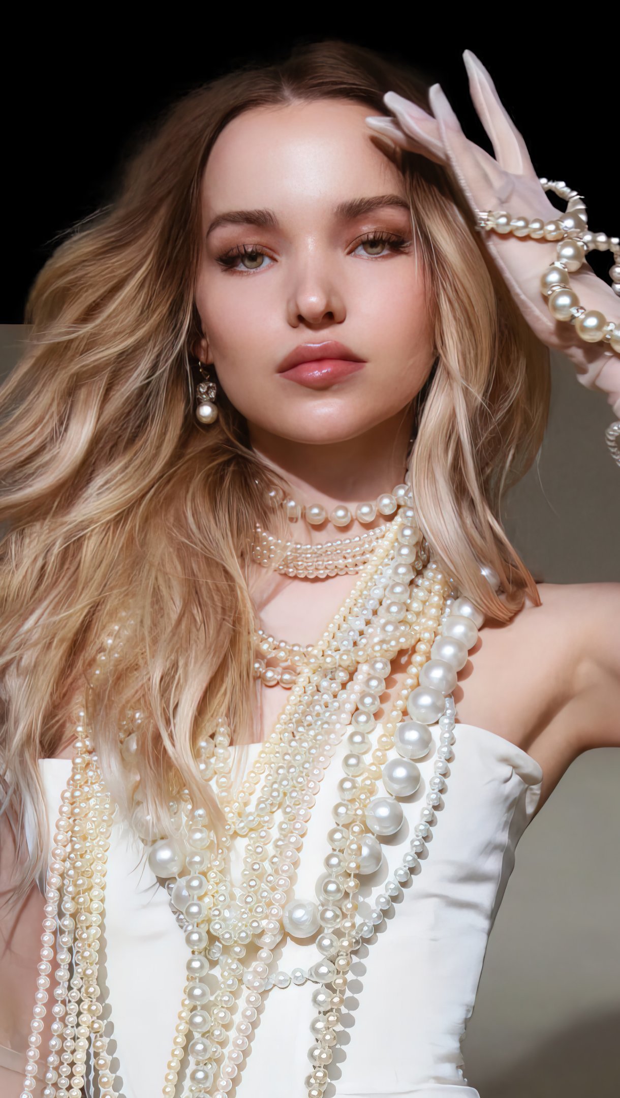 Dove Cameron New 2021 Wallpapers