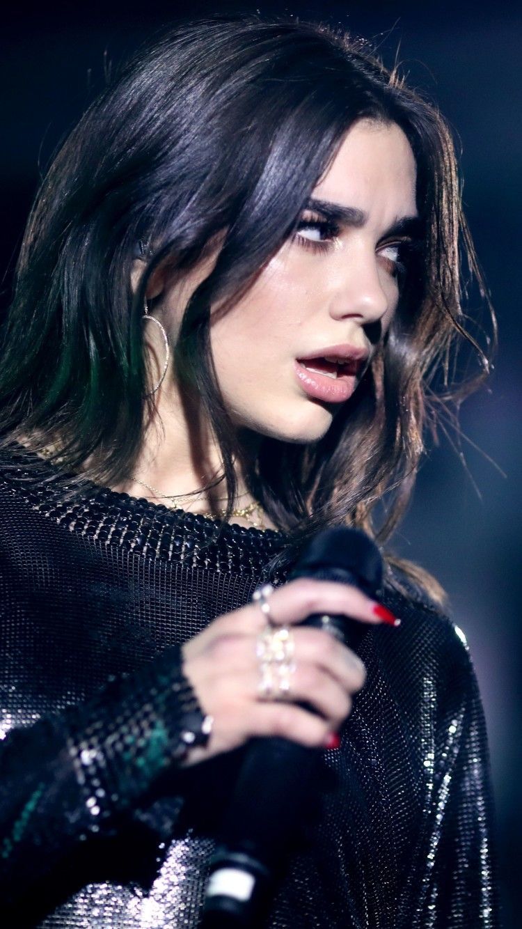 Dua Lipa Cool Wallpapers