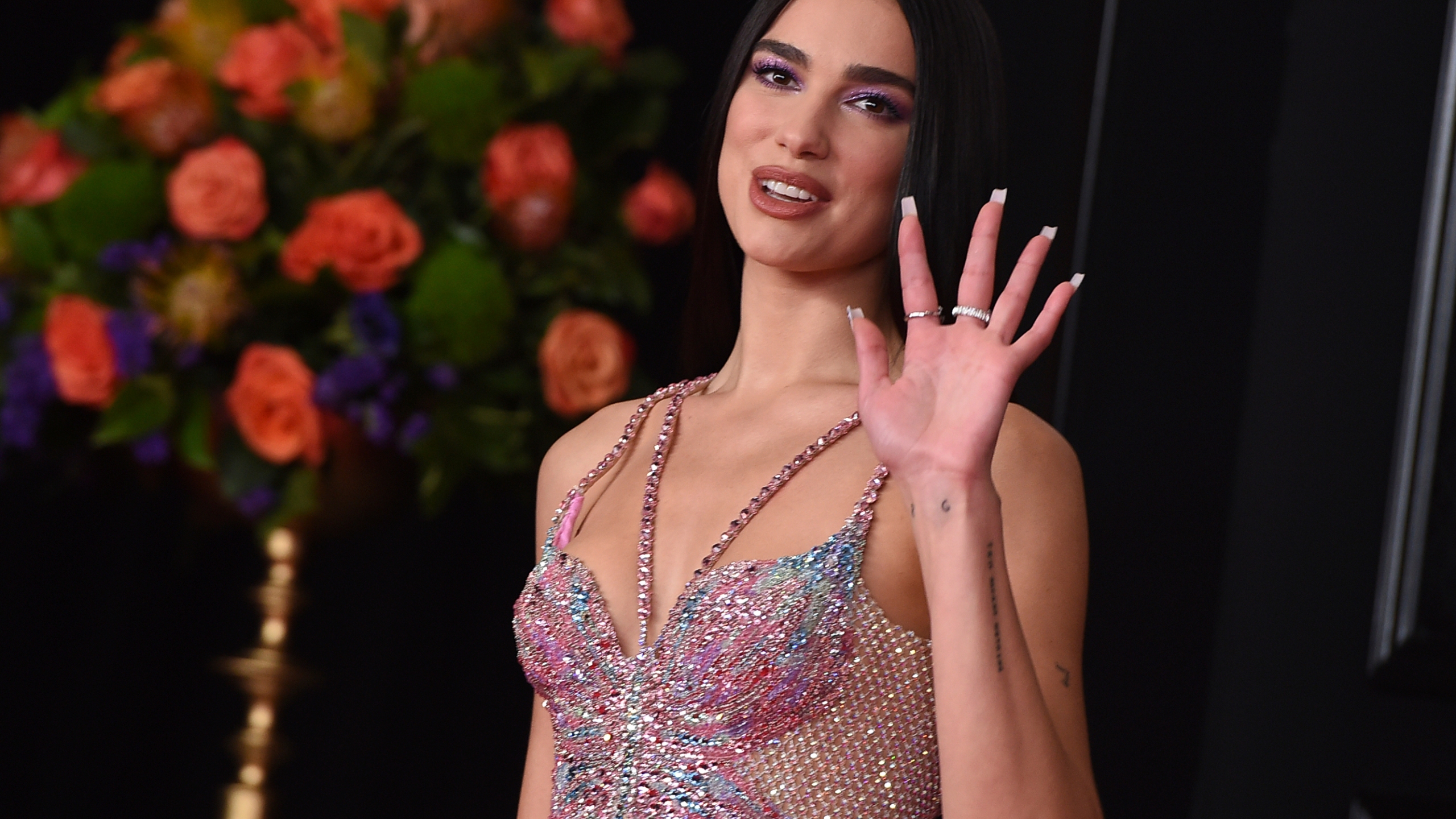 Dua Lipa Pizza Wallpapers