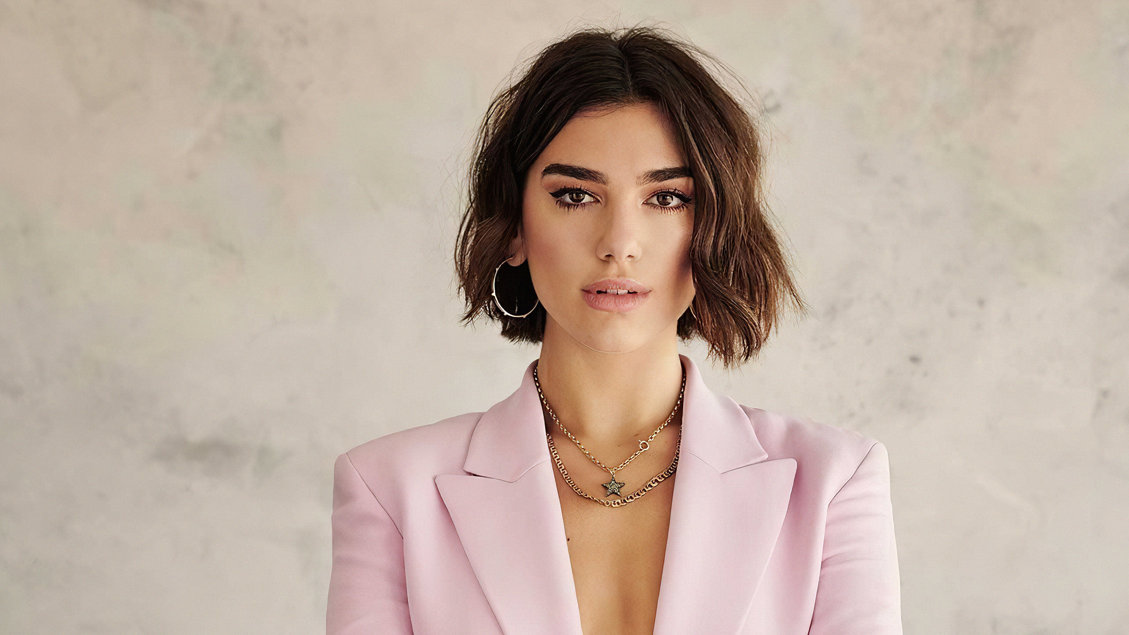 Dua Lipa Vogue Wallpapers