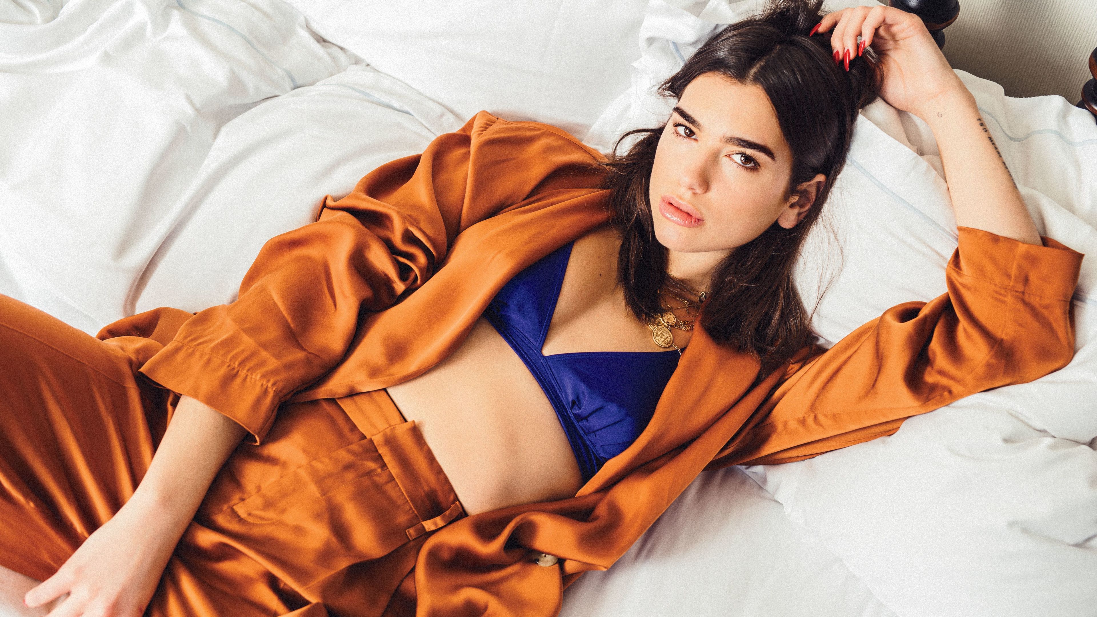 Dua Lipa Vogue Wallpapers