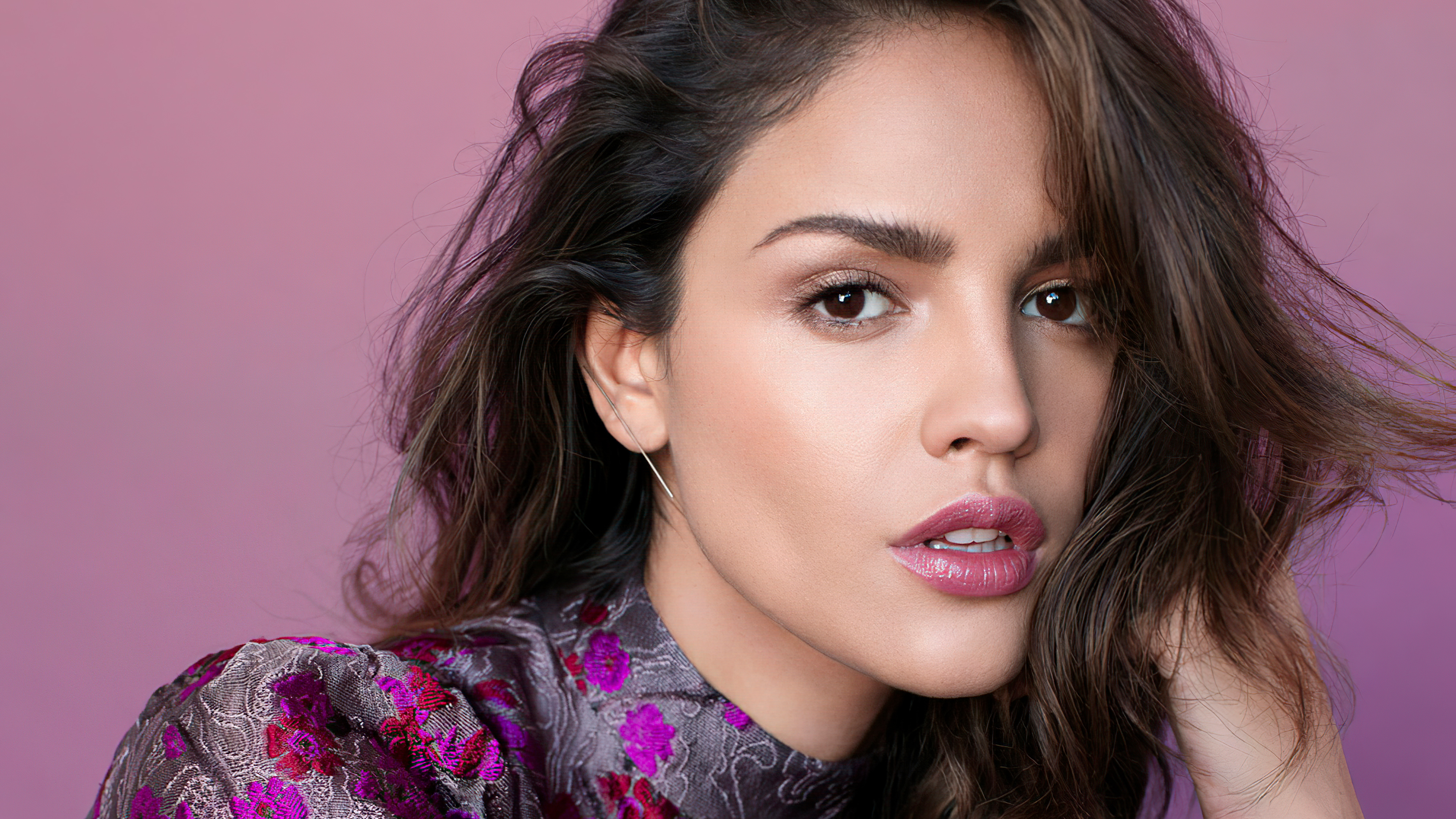 Eiza Gonzalez New Wallpapers