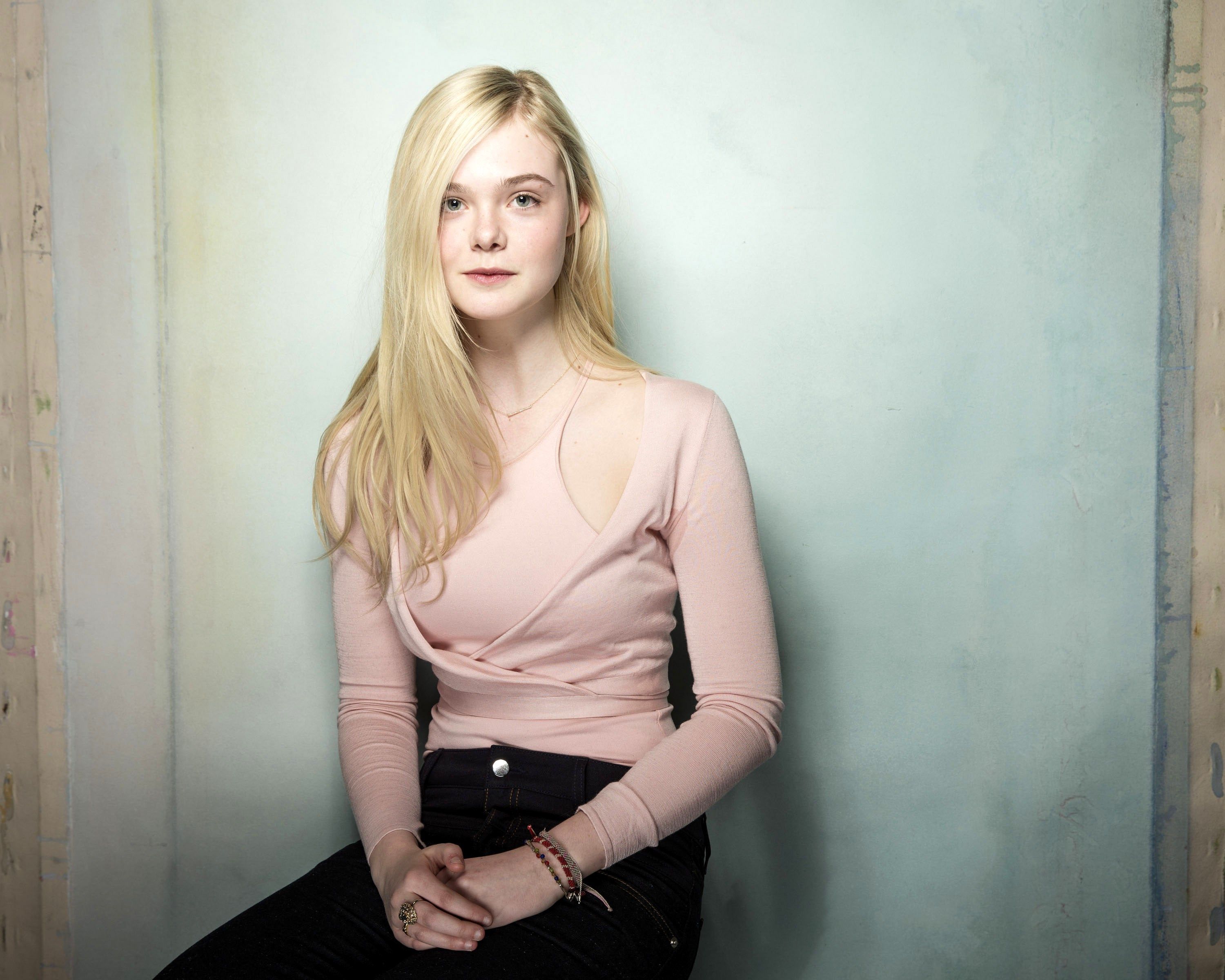 Elle Fanning Wallpapers