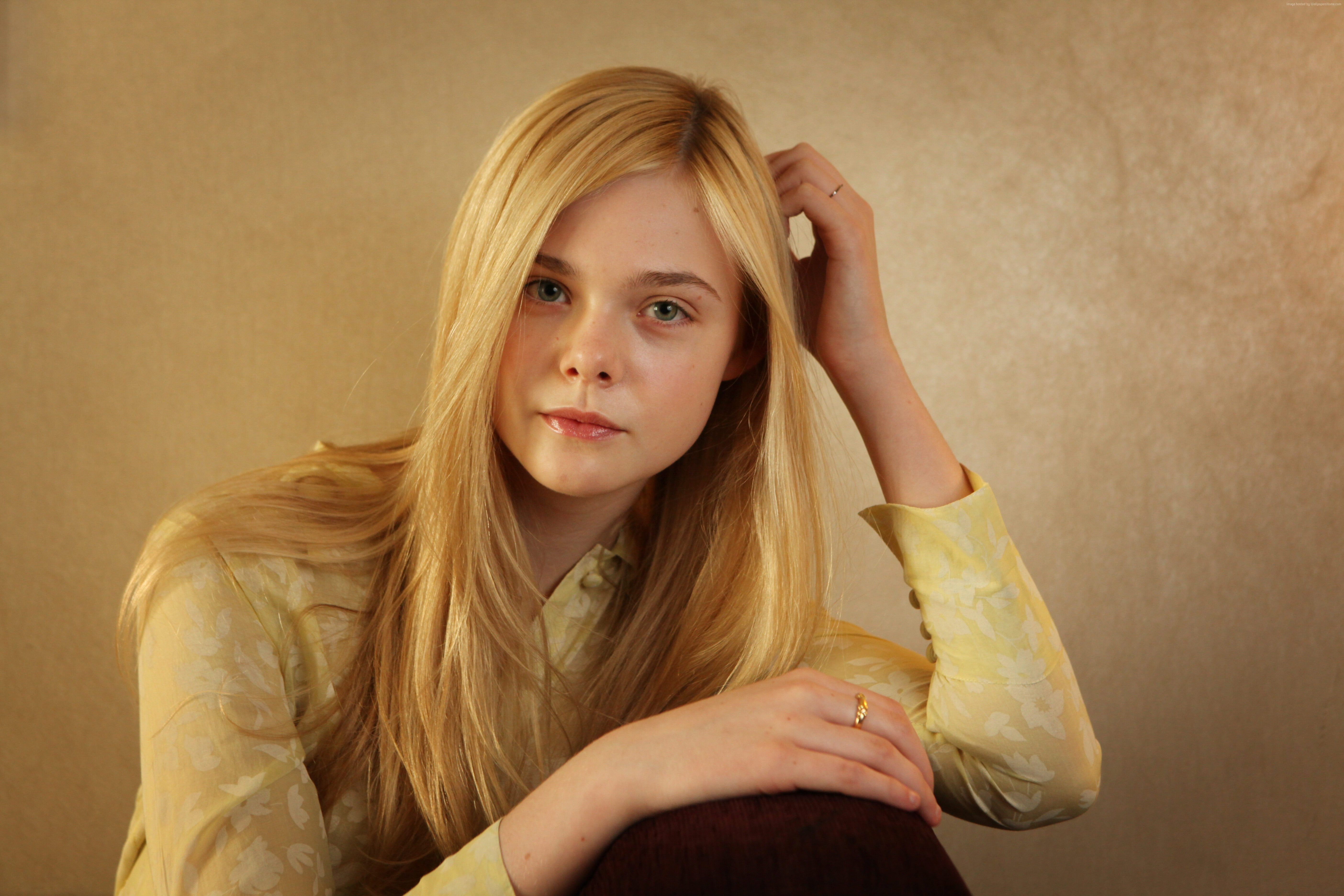 Elle Fanning Harper Bazaar Wallpapers