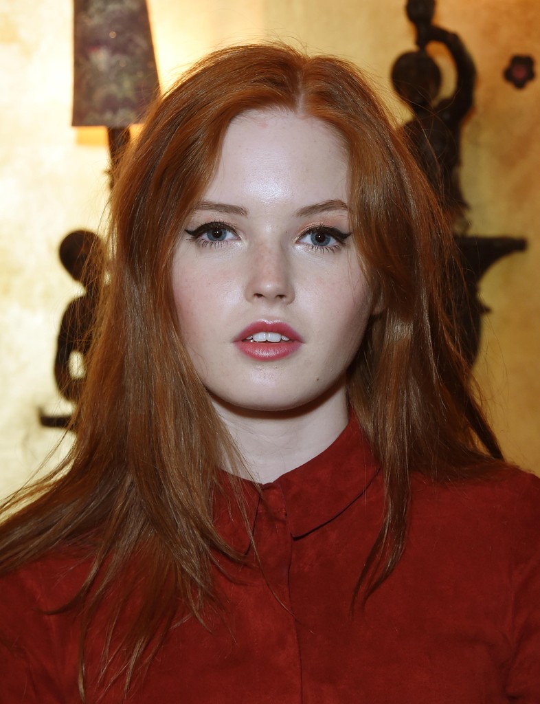 Ellie Bamber Wallpapers