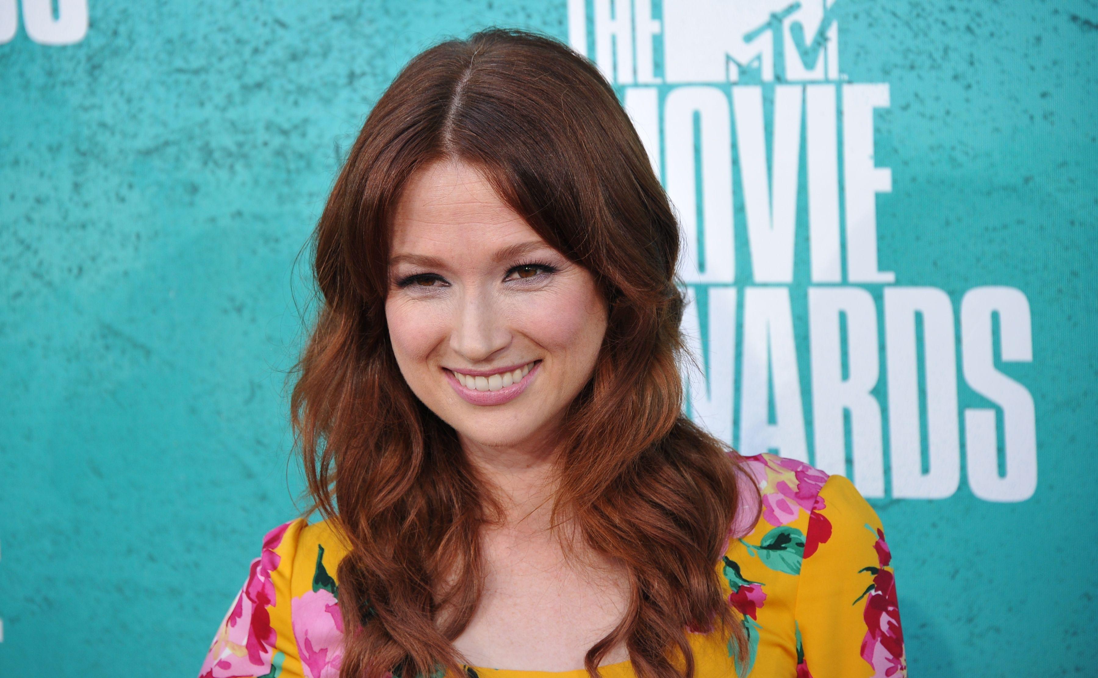 Ellie Kemper Wallpapers