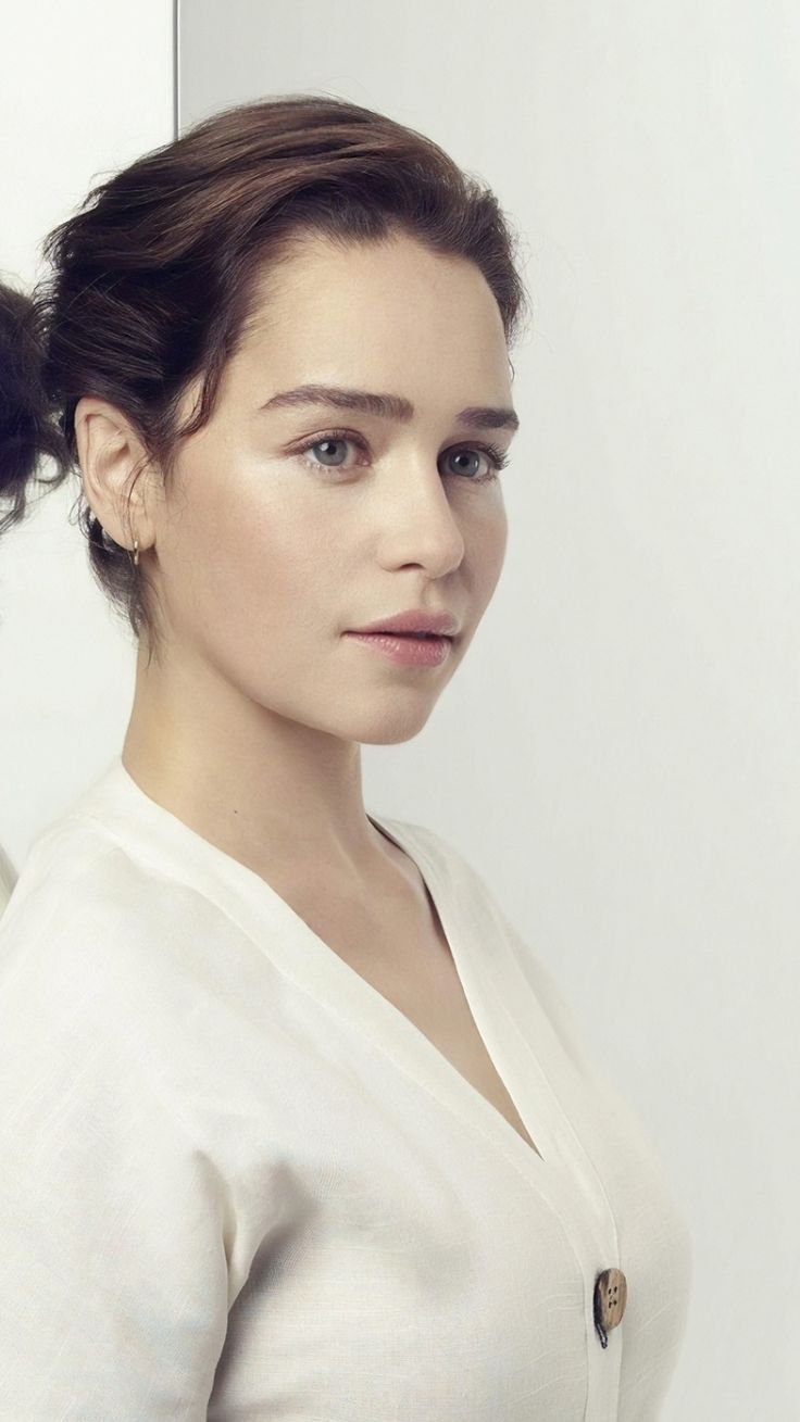 Emilia Clarke 2019 Wallpapers