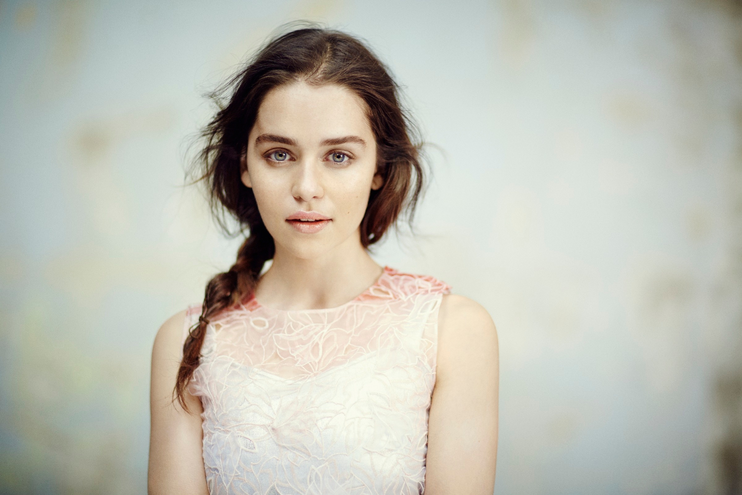 Emilia Clarke Beautiful Photoshoot 2017 Wallpapers