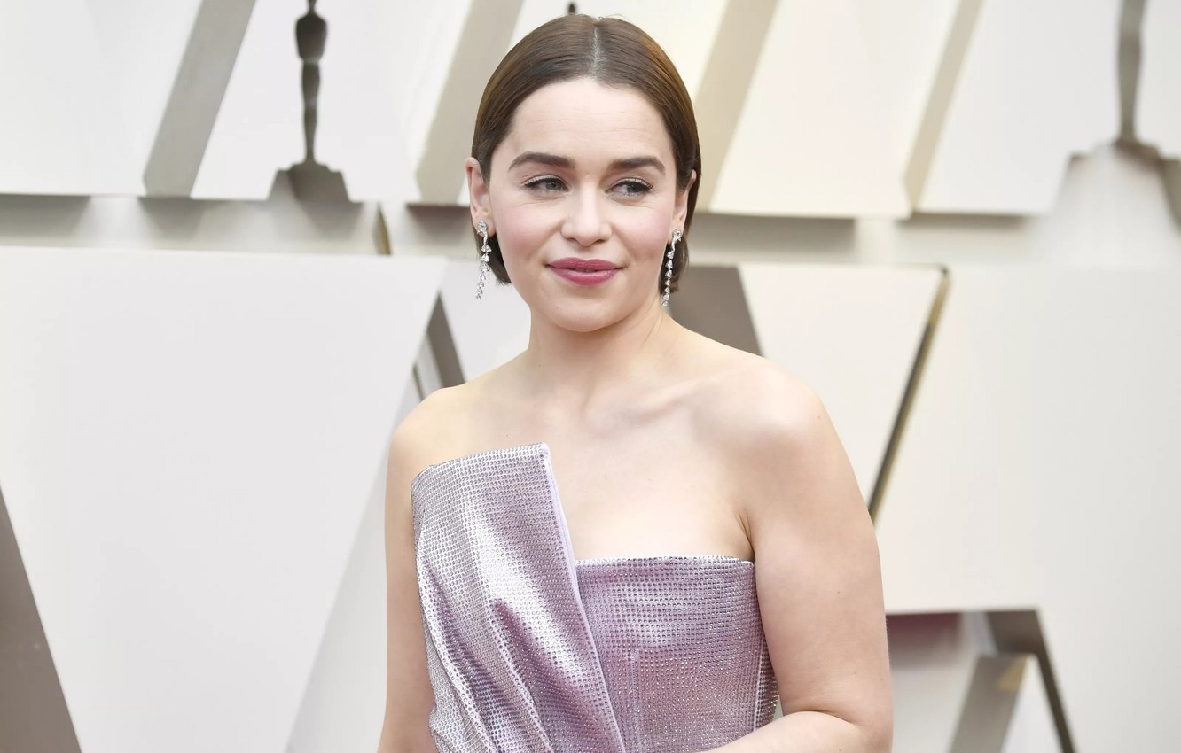 Emilia Clarke Latest Photoshoot Wallpapers