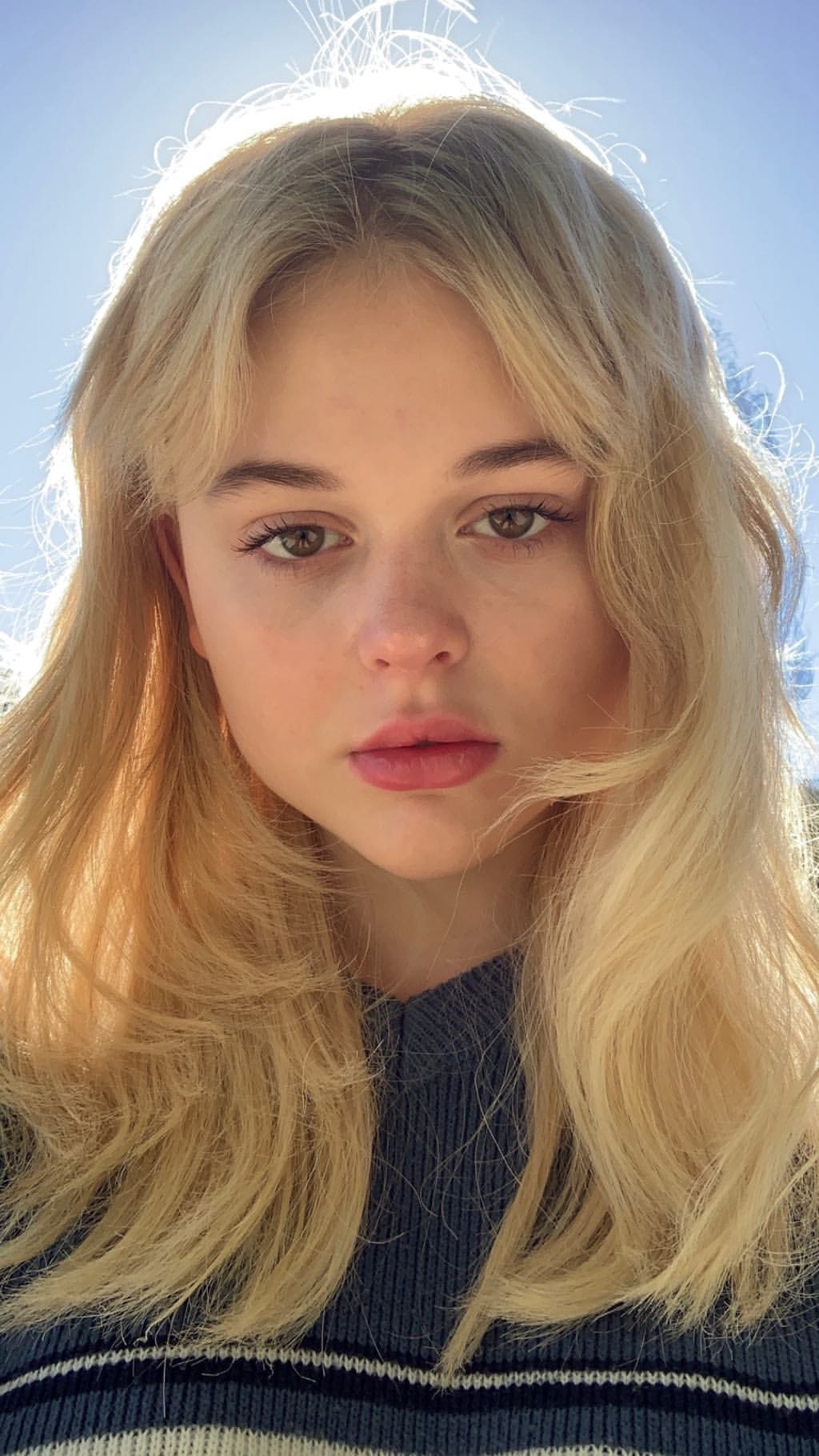 Emily Alyn Lind 2020 Beautiful Wallpapers