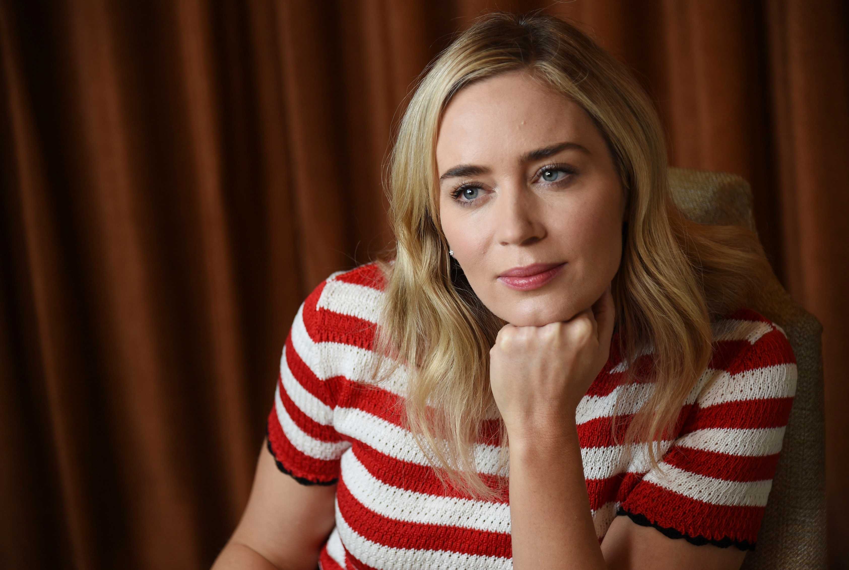 Emily Blunt New Wallpapers