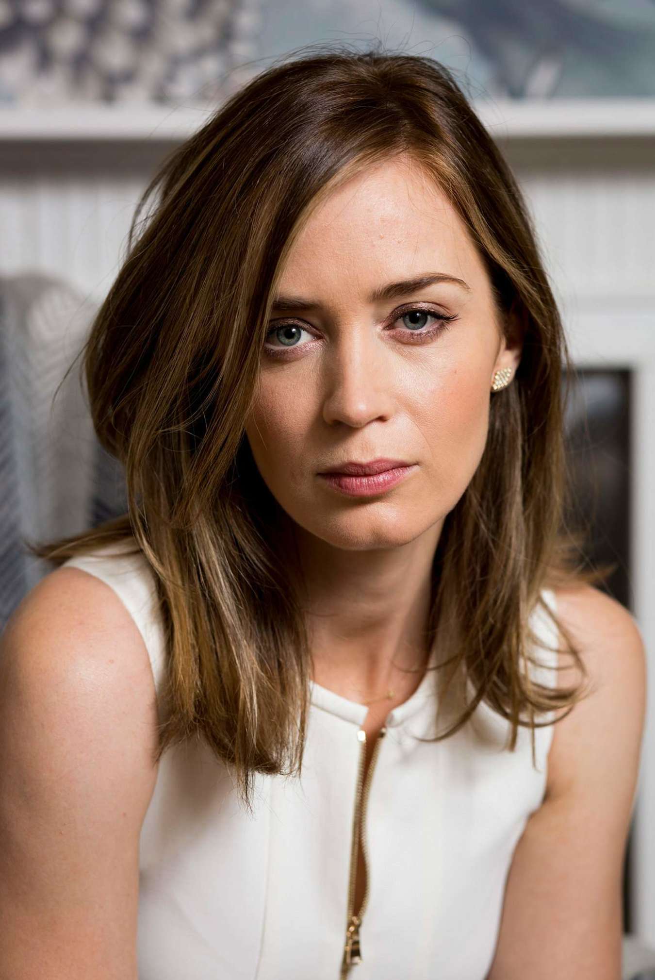 Emily Blunt New Actress 2021 Wallpapers