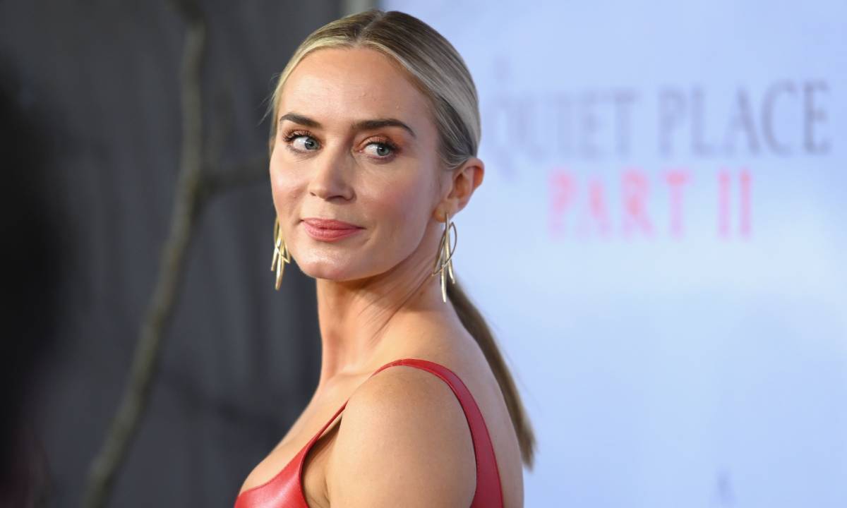 Emily Blunt New Actress 2021 Wallpapers