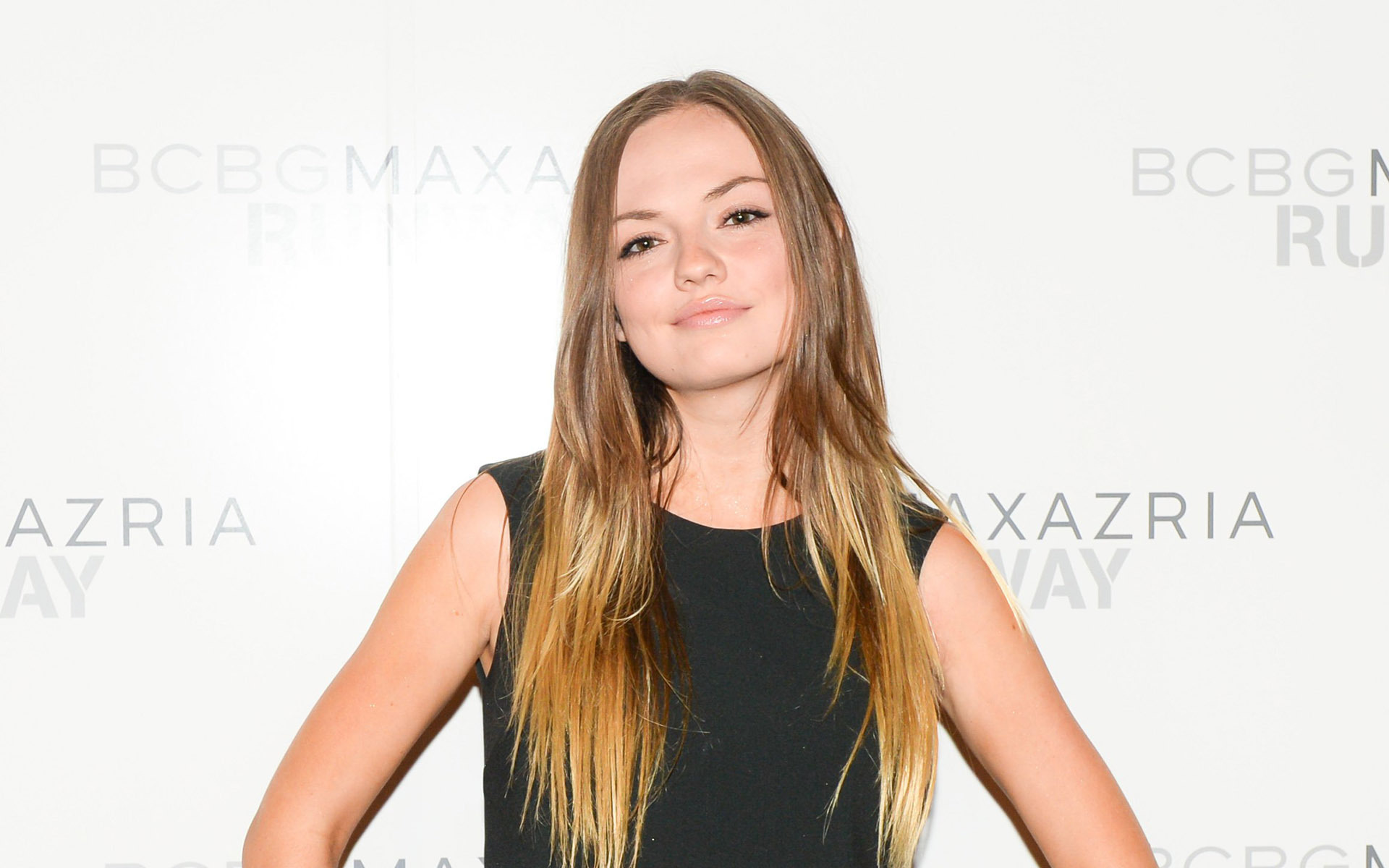 Emily Meade Wallpapers