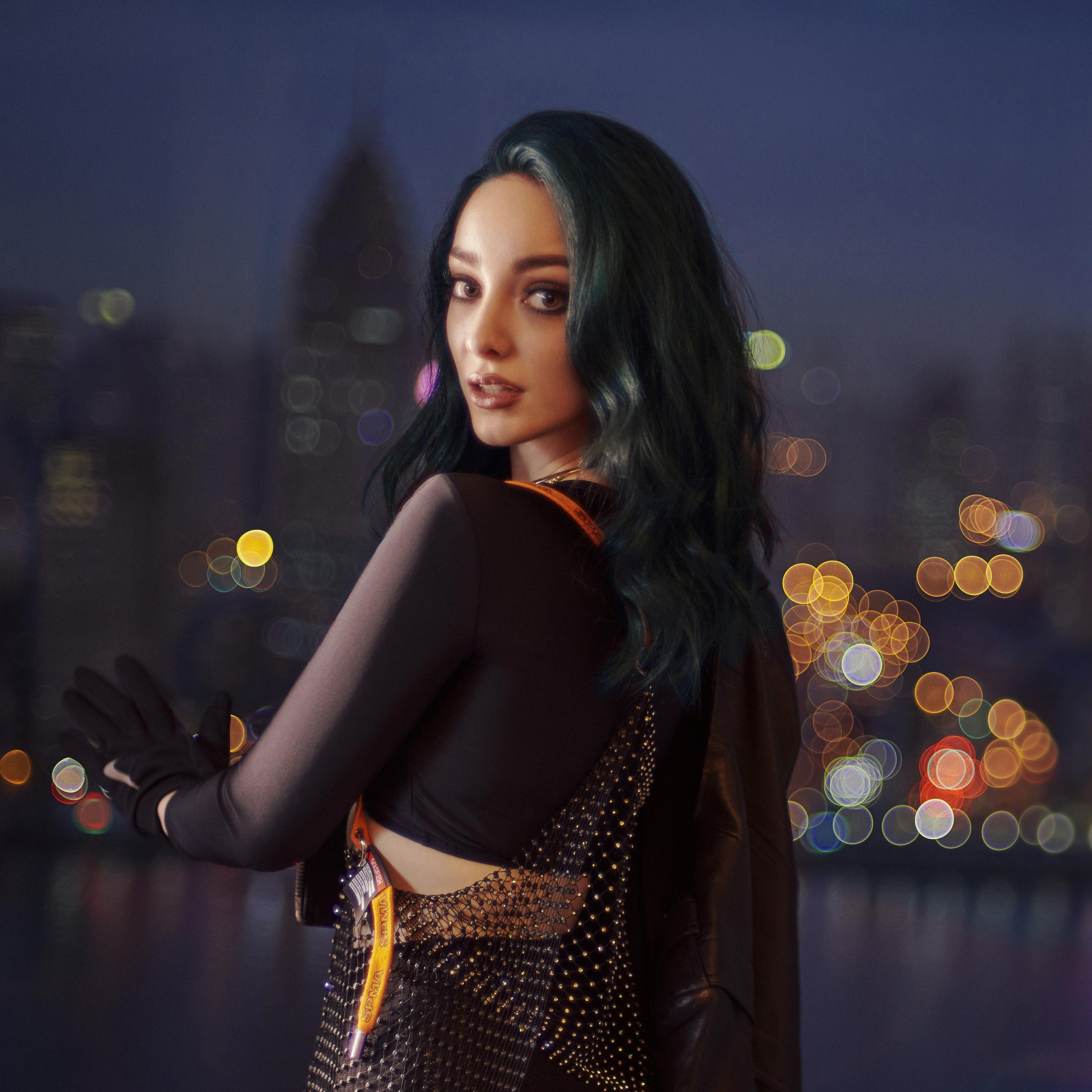 Emma Dumont Photoshoot 2019 Wallpapers