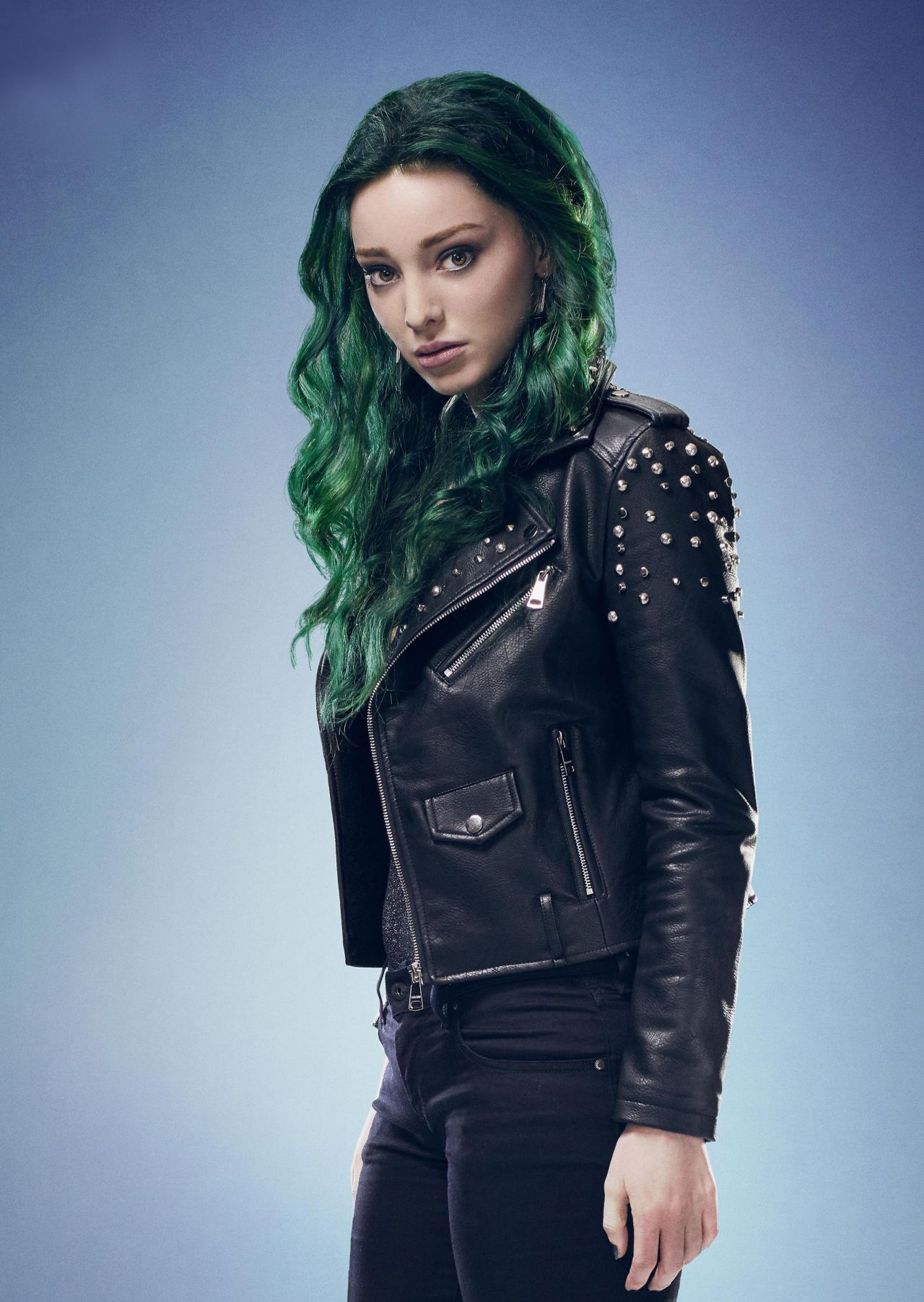 Emma Dumont The Gifted TV Show Actress Wallpapers