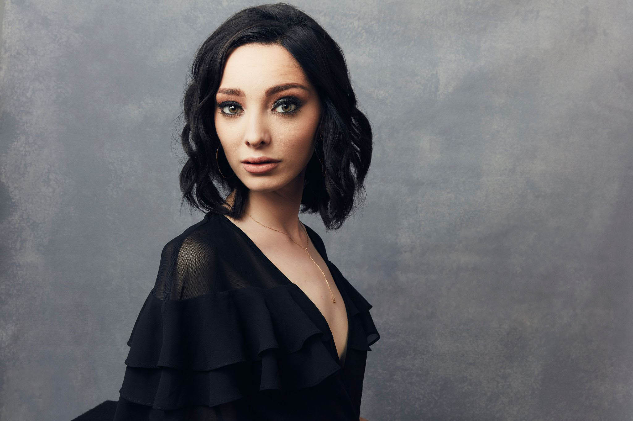 Emma Dumont The Gifted TV Show Actress Wallpapers